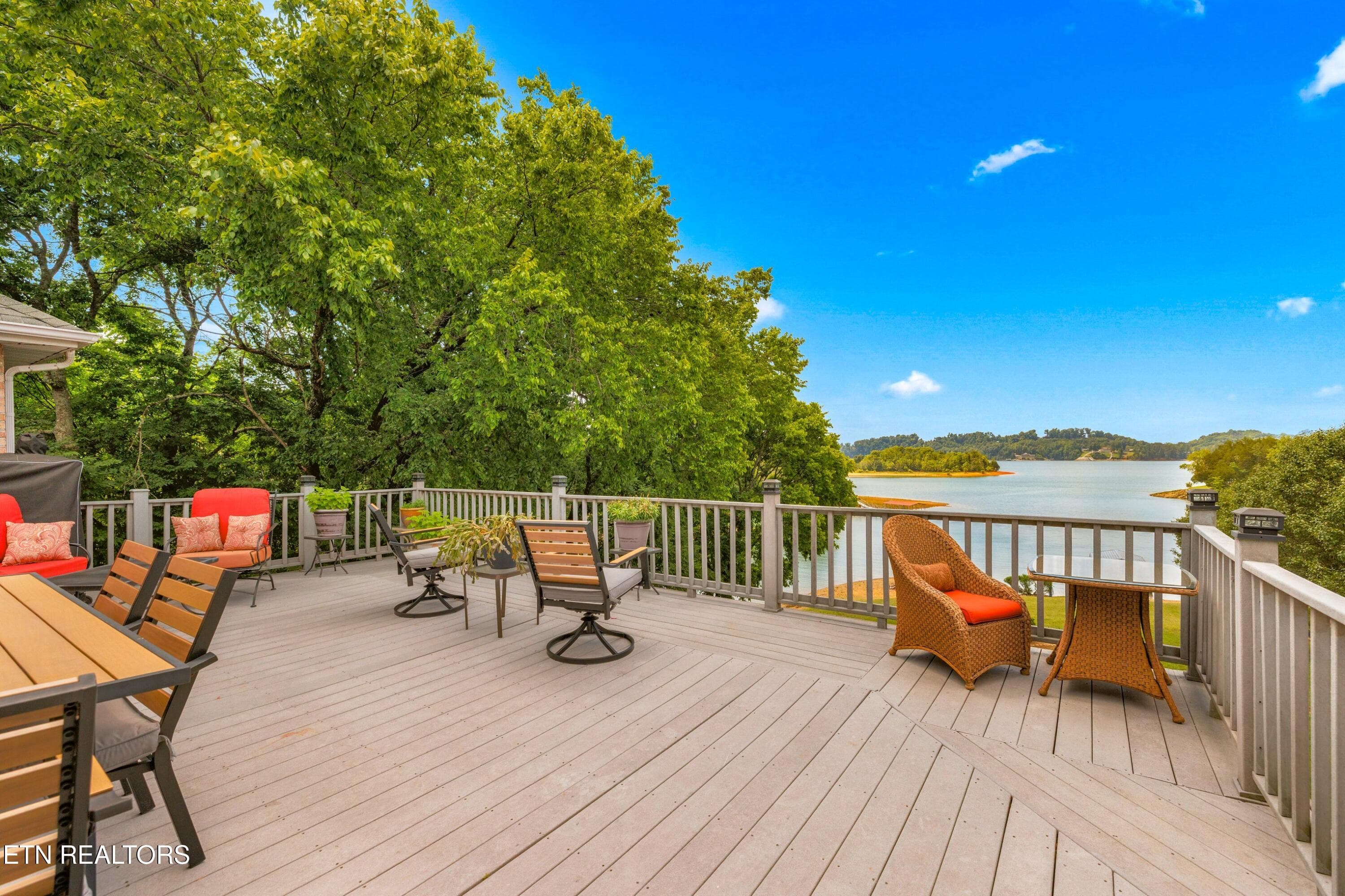 21.5-023-211MarinersLane-Dandridge-TN-37 - 211 Mariners Way, Dandridge, TN 37725, Dandridge