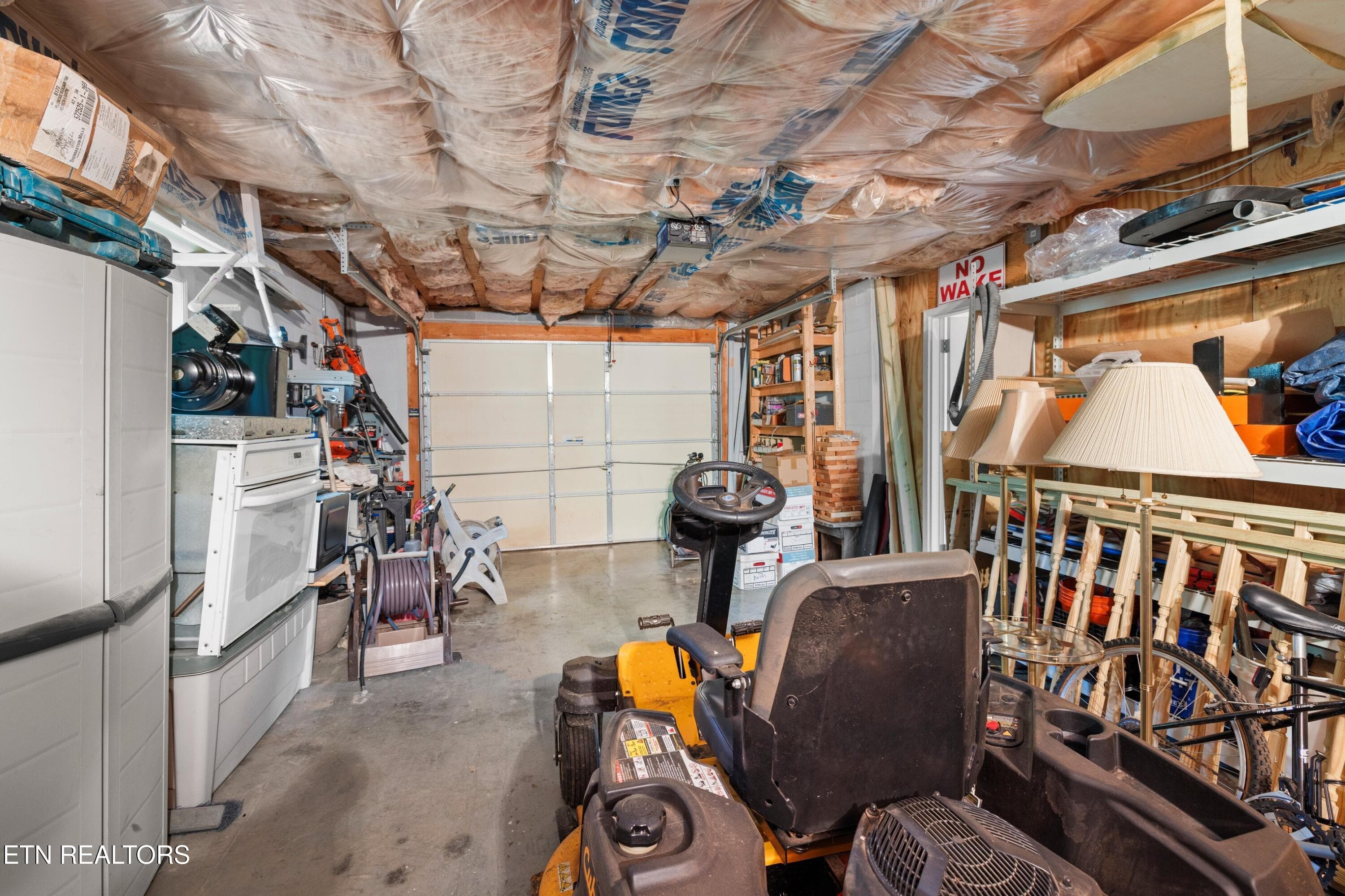 042-211MarinersLane-Dandridge-TN-37725-S - 211 Mariners Way, Dandridge, TN 37725, Dandridge