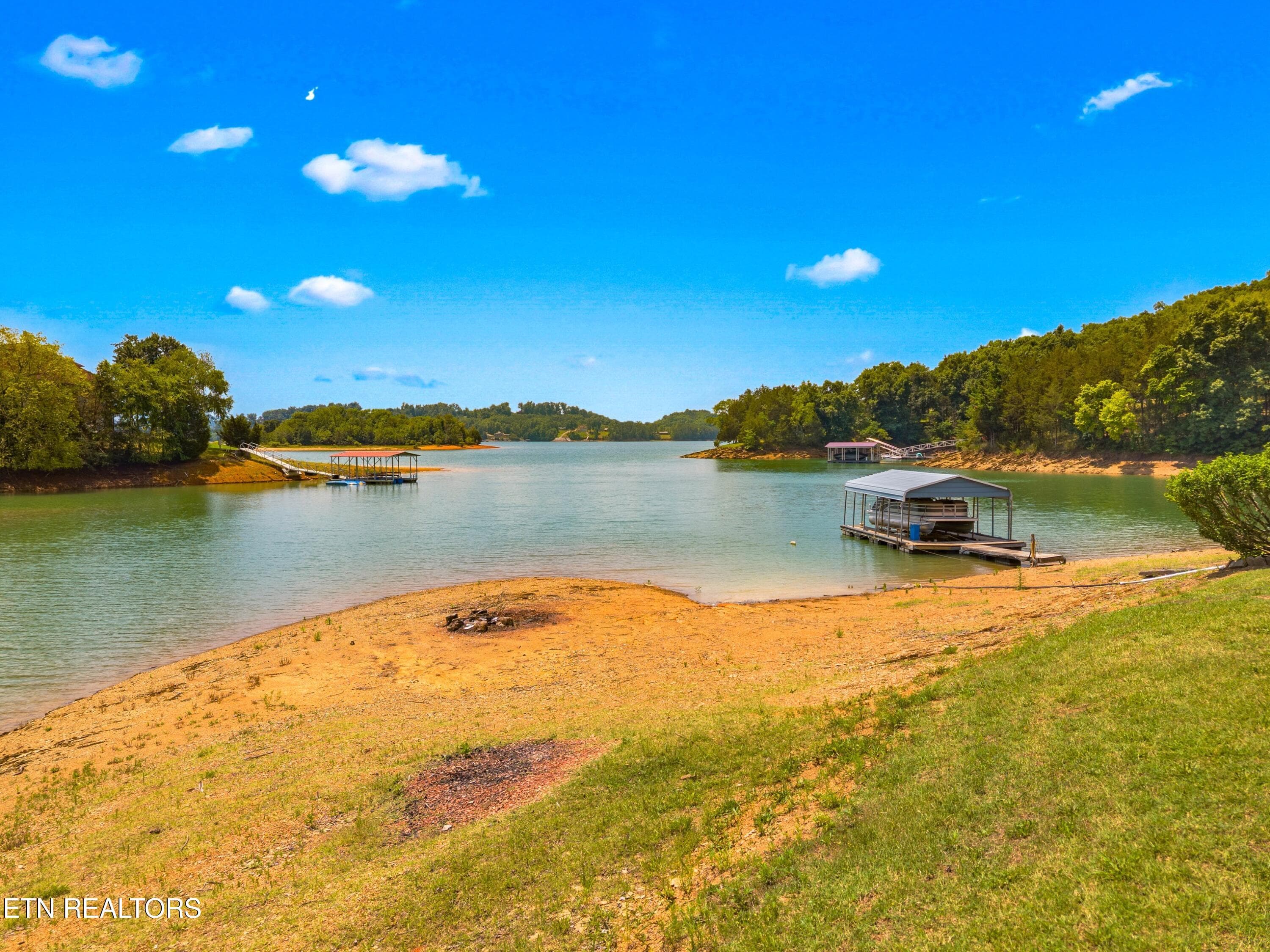 059-211MarinersLane-Dandridge-TN-37725 - 211 Mariners Way, Dandridge, TN 37725, Dandridge