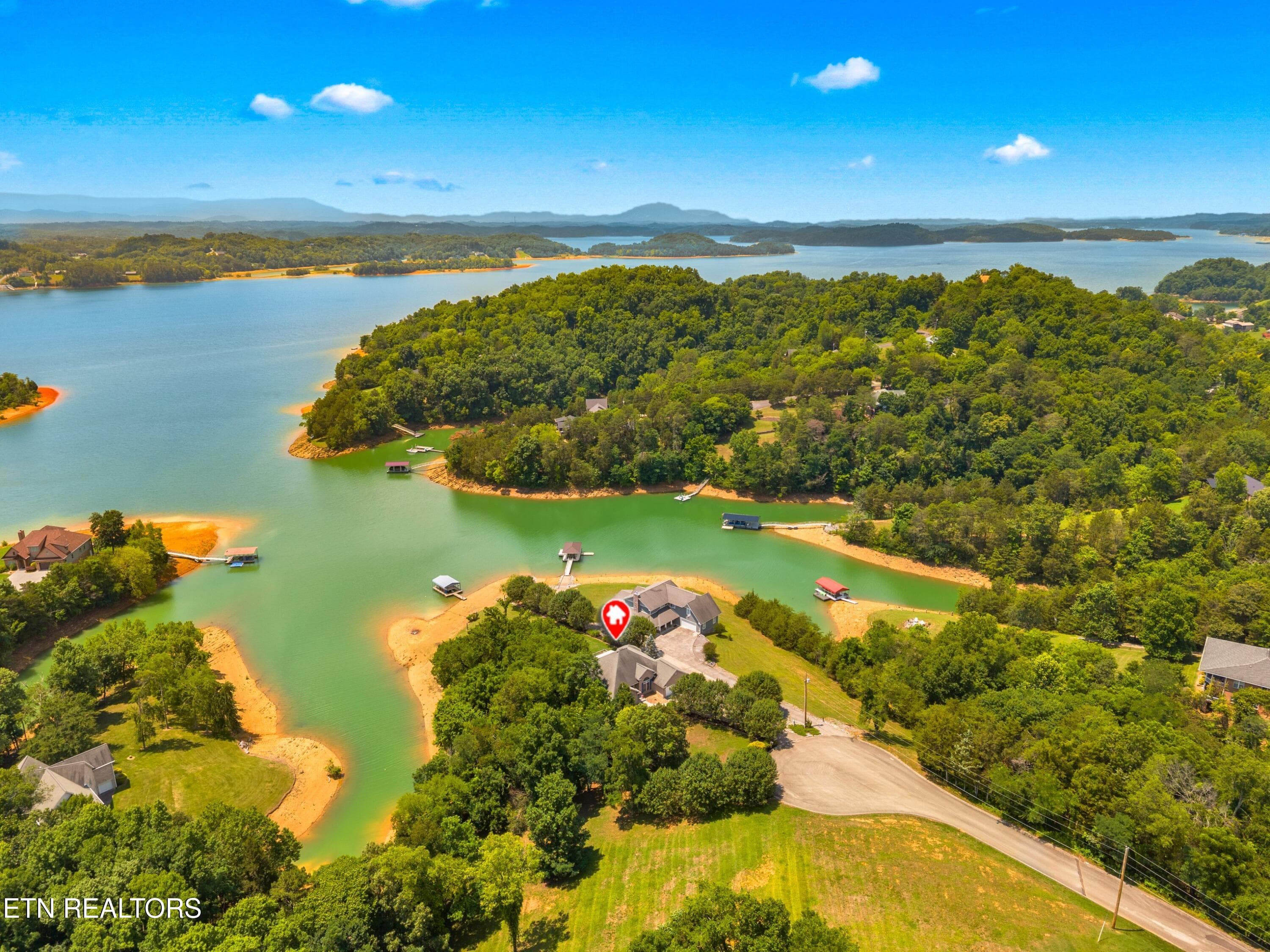 061-211MarinersLane-Dandridge-TN-37725 - 211 Mariners Way, Dandridge, TN 37725, Dandridge