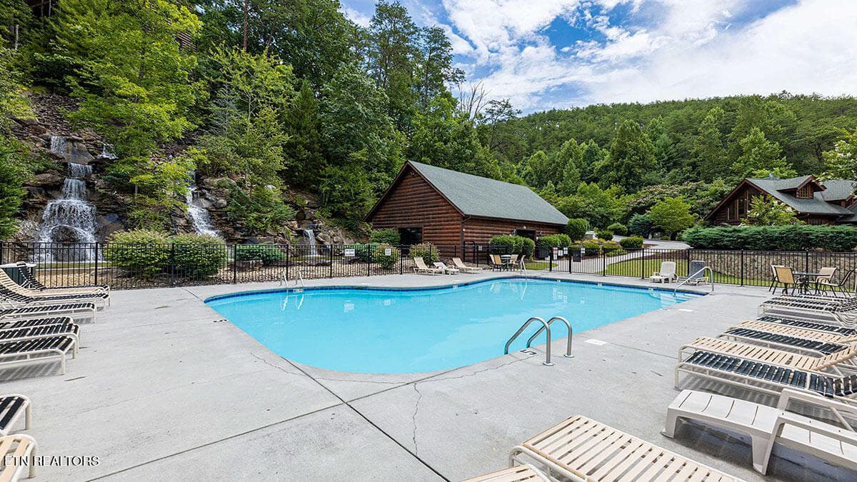 rental-cabin-43 - 1352 Timberwolf Way, Sevierville, TN 37876