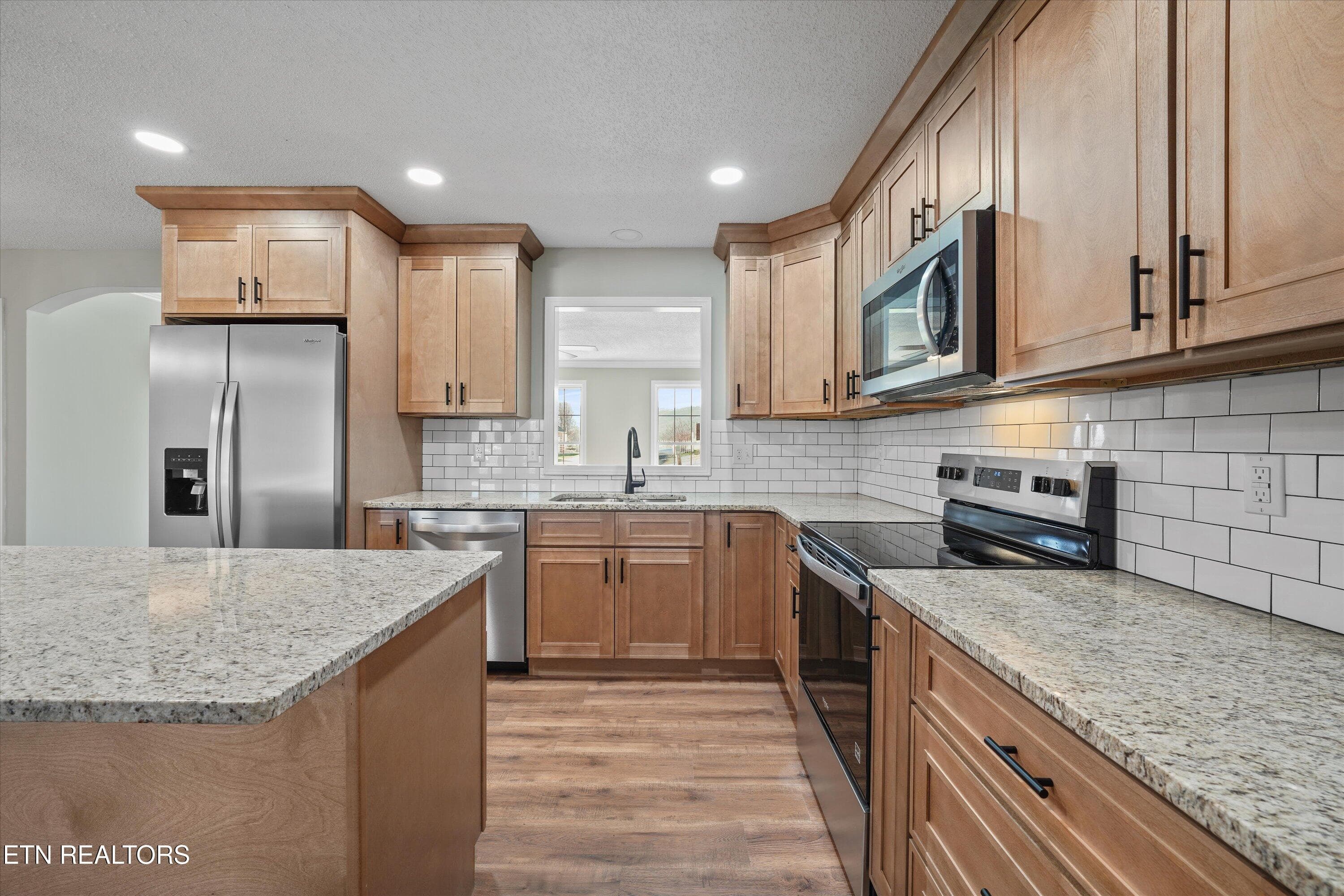 17-252 Perkins Ln 14 - 252 Perkins Lane, Jacksboro, TN 37757