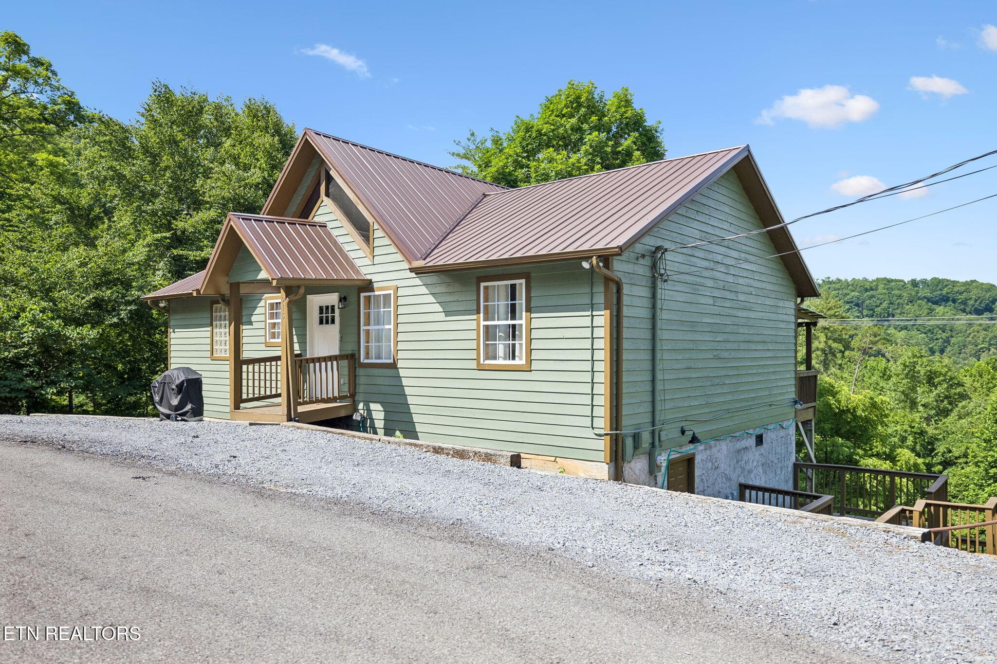 2-916 Hideaway Hills Cir - 004 - 916 Hideaway Hills Circle, Sevierville, TN 37862
