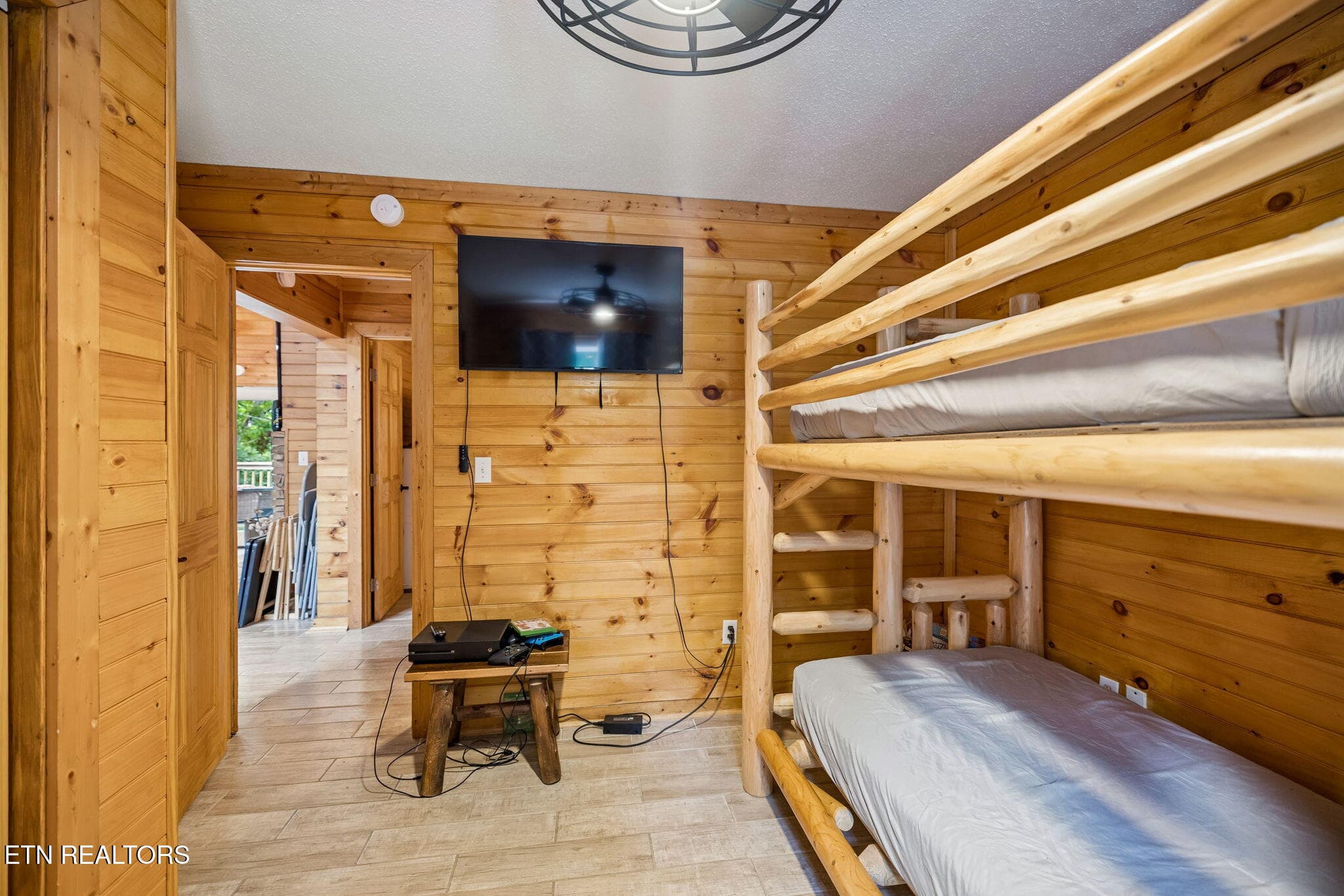 20-916 Hideaway Hills Cir - 020 - 916 Hideaway Hills Circle, Sevierville, TN 37862