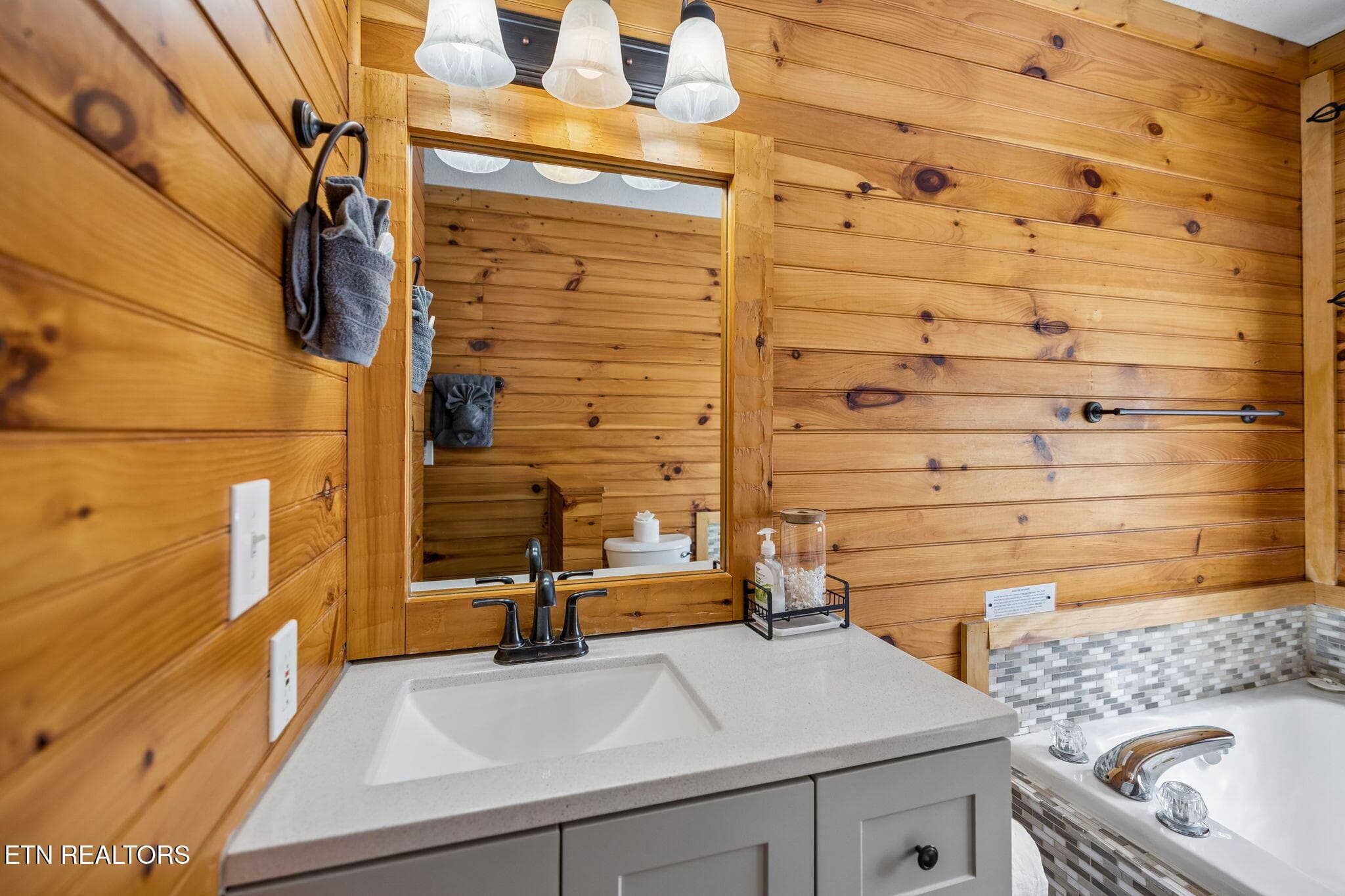 27-916 Hideaway Hills Cir - 027 - 916 Hideaway Hills Circle, Sevierville, TN 37862
