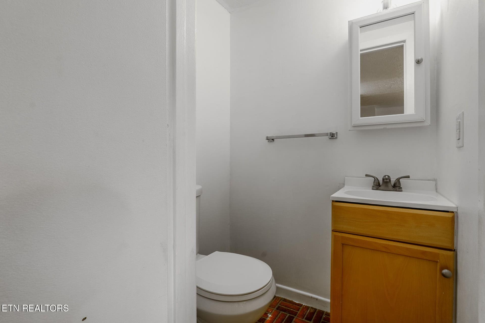 9-web-or-mls-_DSC3913-HDR - 405 Eastley Court #9, Kingsport, TN 37660