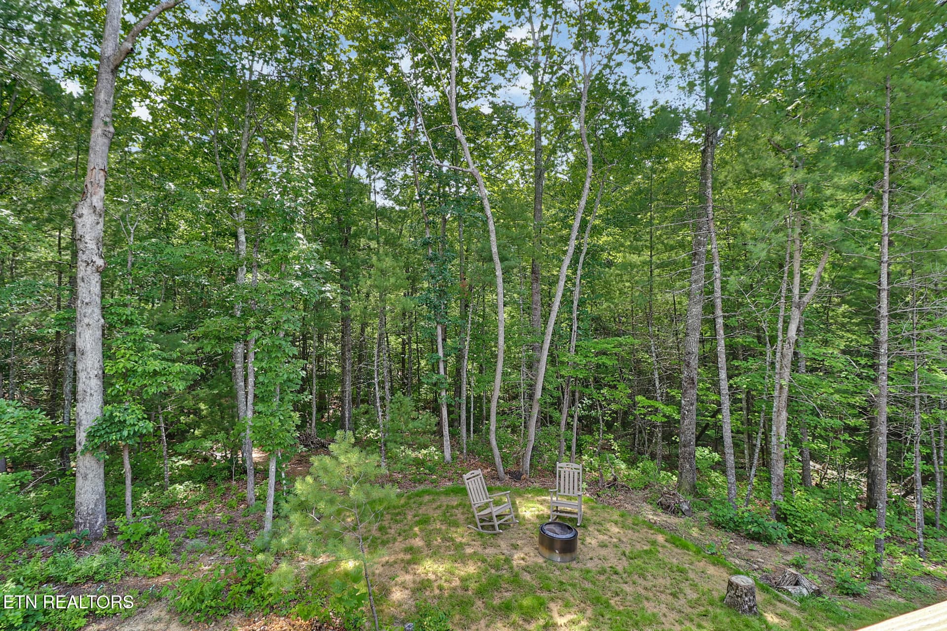 Trees Make the Best Neighbors! - 23 Dove Cote Terrace, Crossville, TN 38558