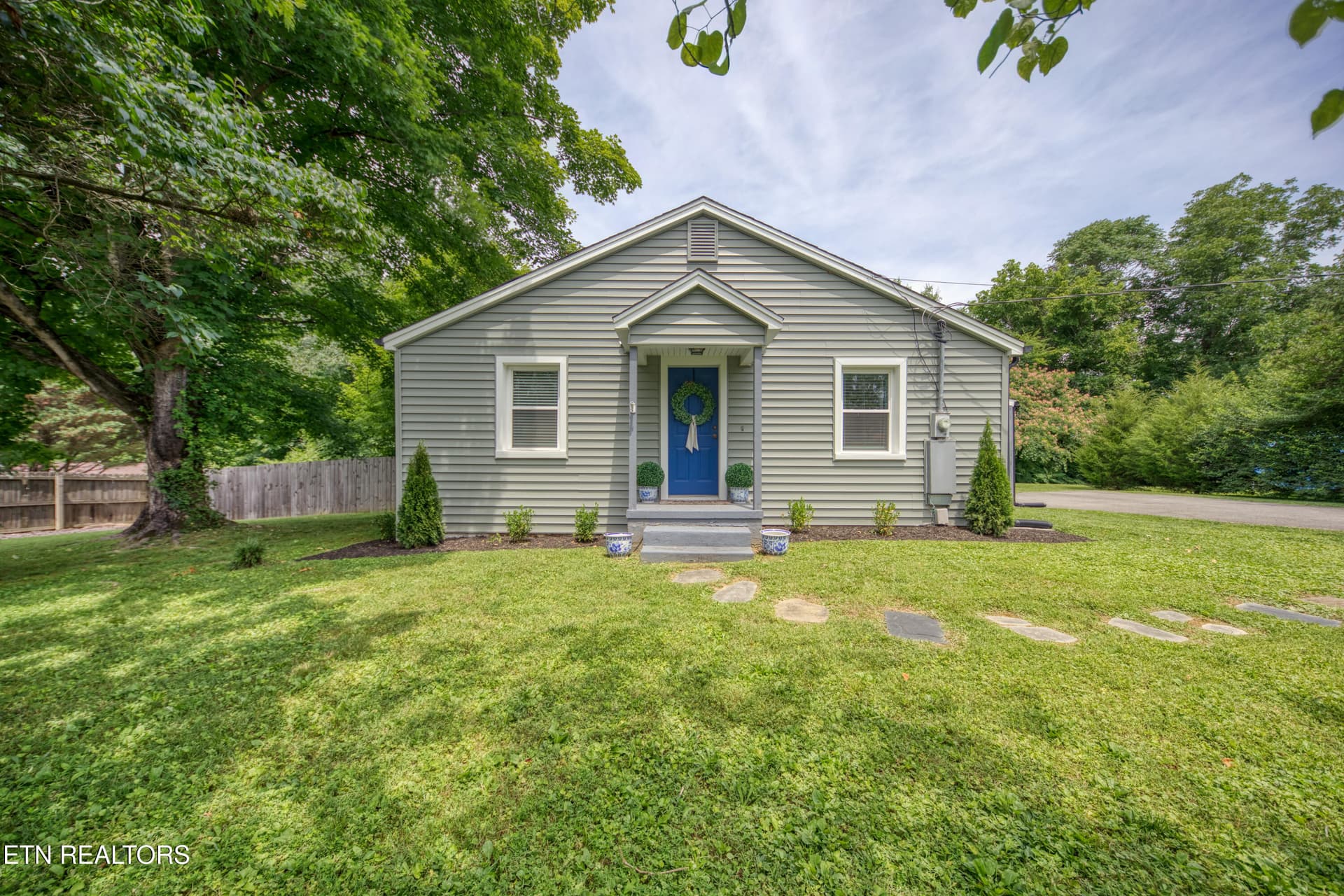 0H3A9607_77 - 425 W Ford Valley Rd, Knoxville, TN 37920