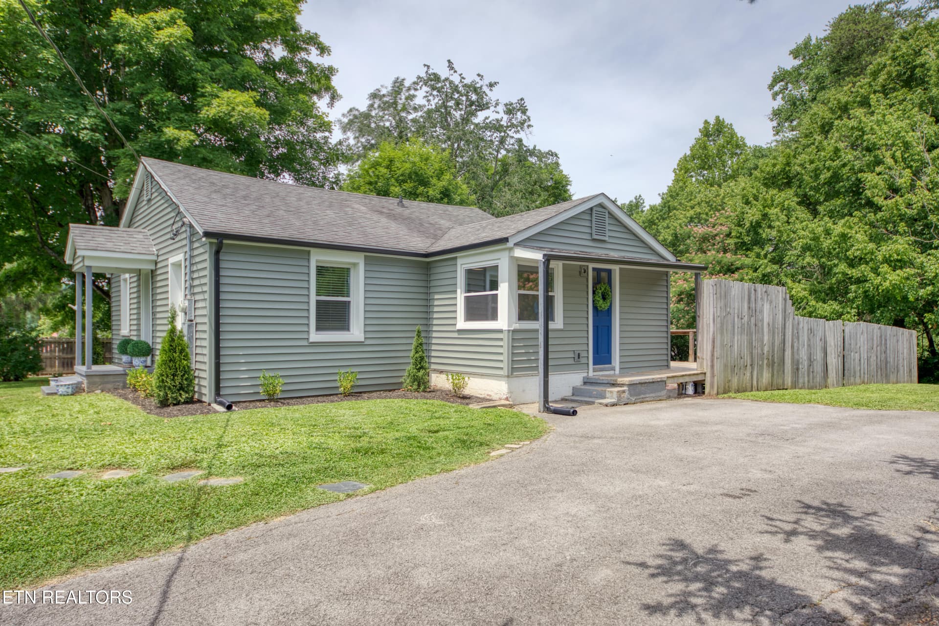 0H3A9634_86 - 425 W Ford Valley Rd, Knoxville, TN 37920