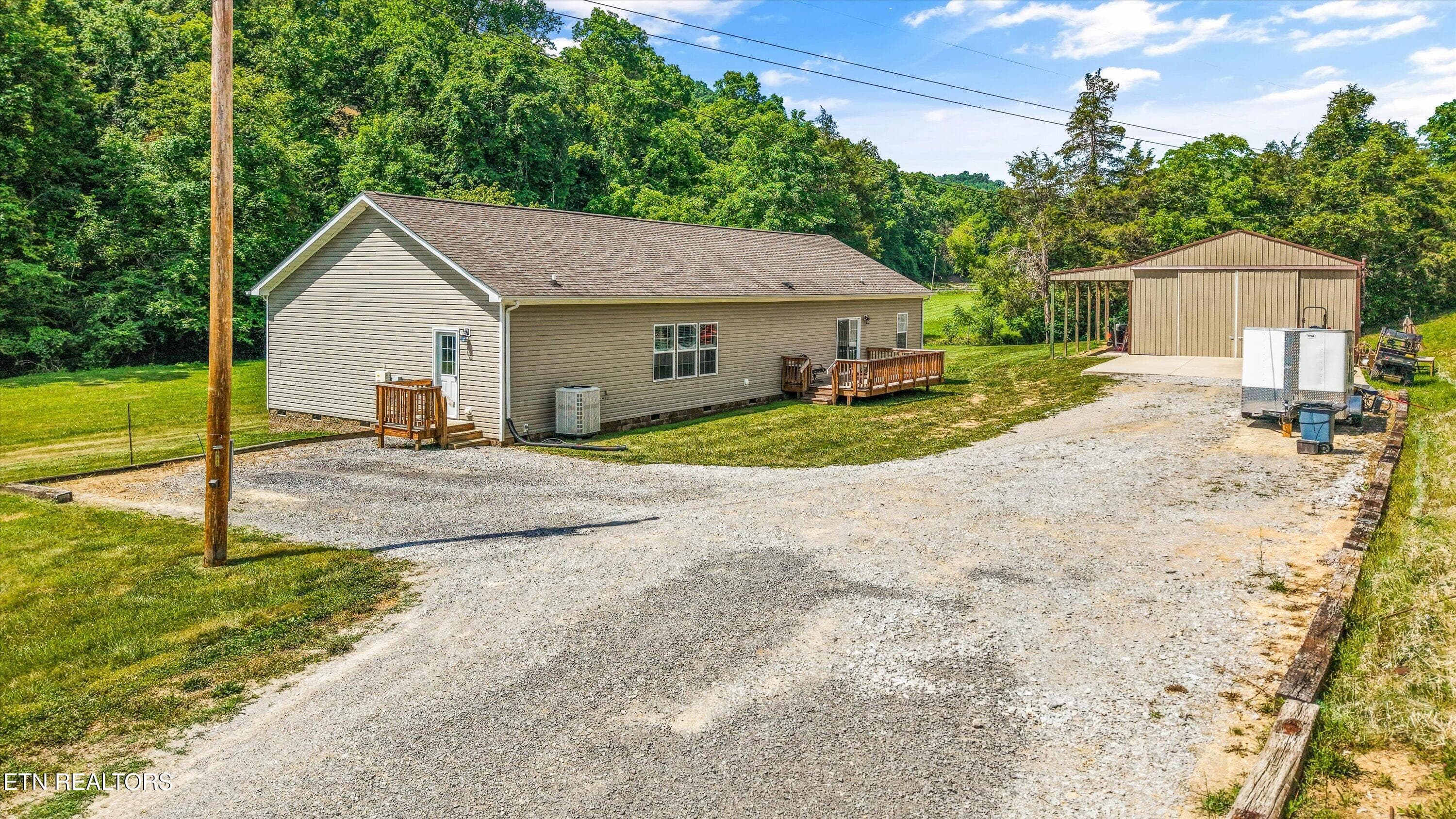 36-2974 Stoney Gap Rd 40 - 2974 Stoney Gap Rd, Sneedville, TN 37869, Sneedville