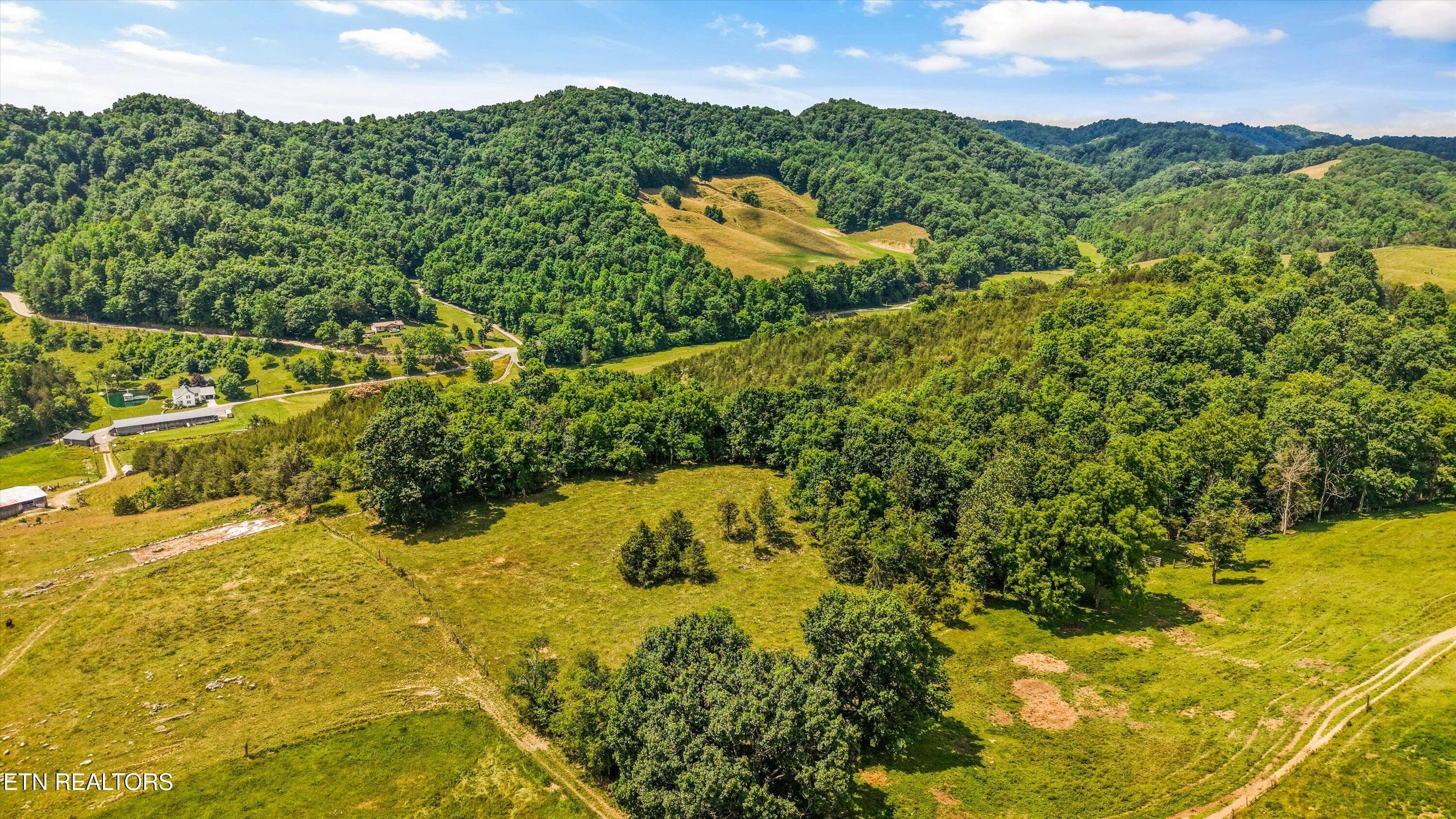 48-2974 Stoney Gap Rd 43 - 2974 Stoney Gap Rd, Sneedville, TN 37869, Sneedville