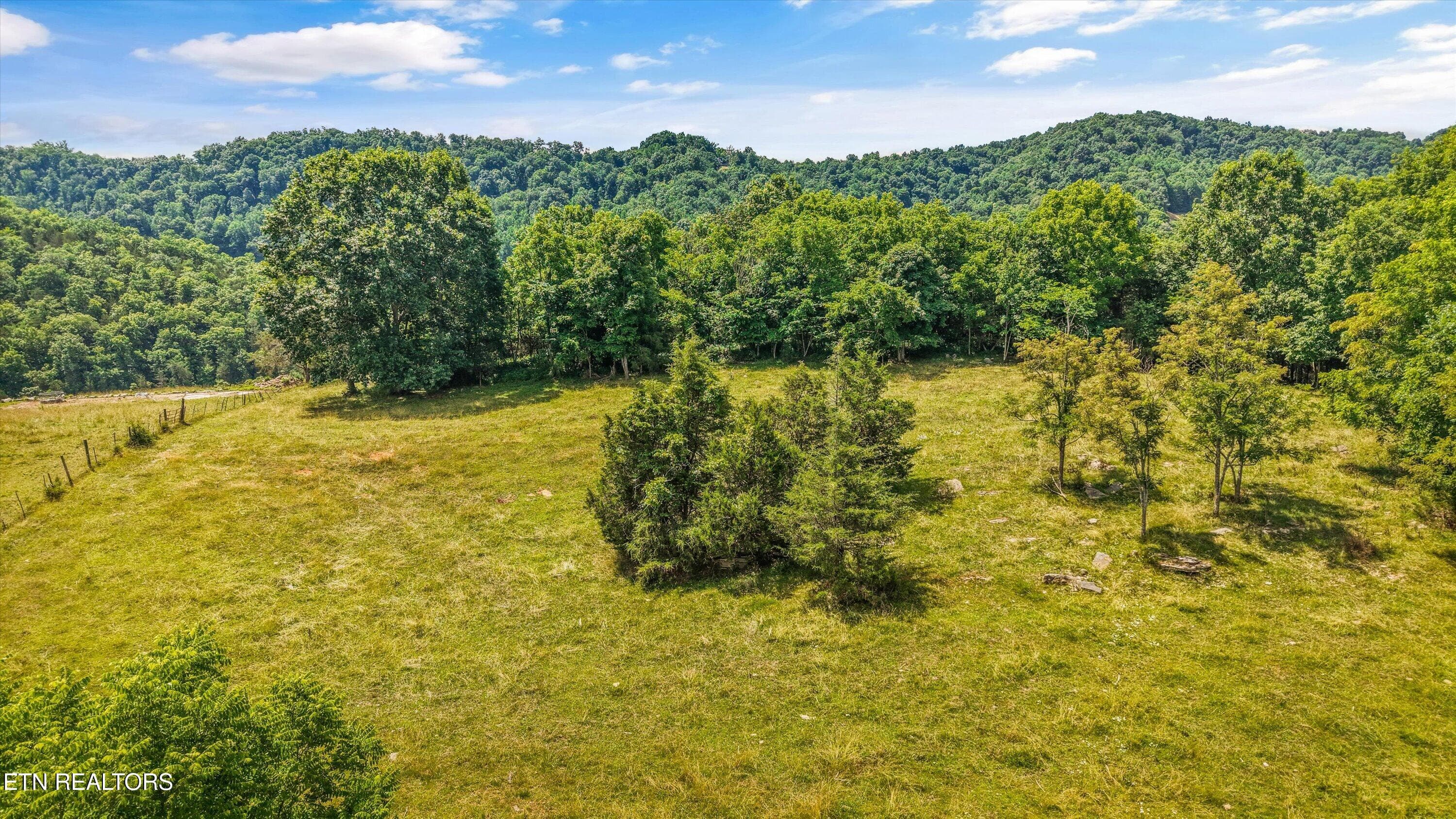49-2974 Stoney Gap Rd 44 - 2974 Stoney Gap Rd, Sneedville, TN 37869, Sneedville