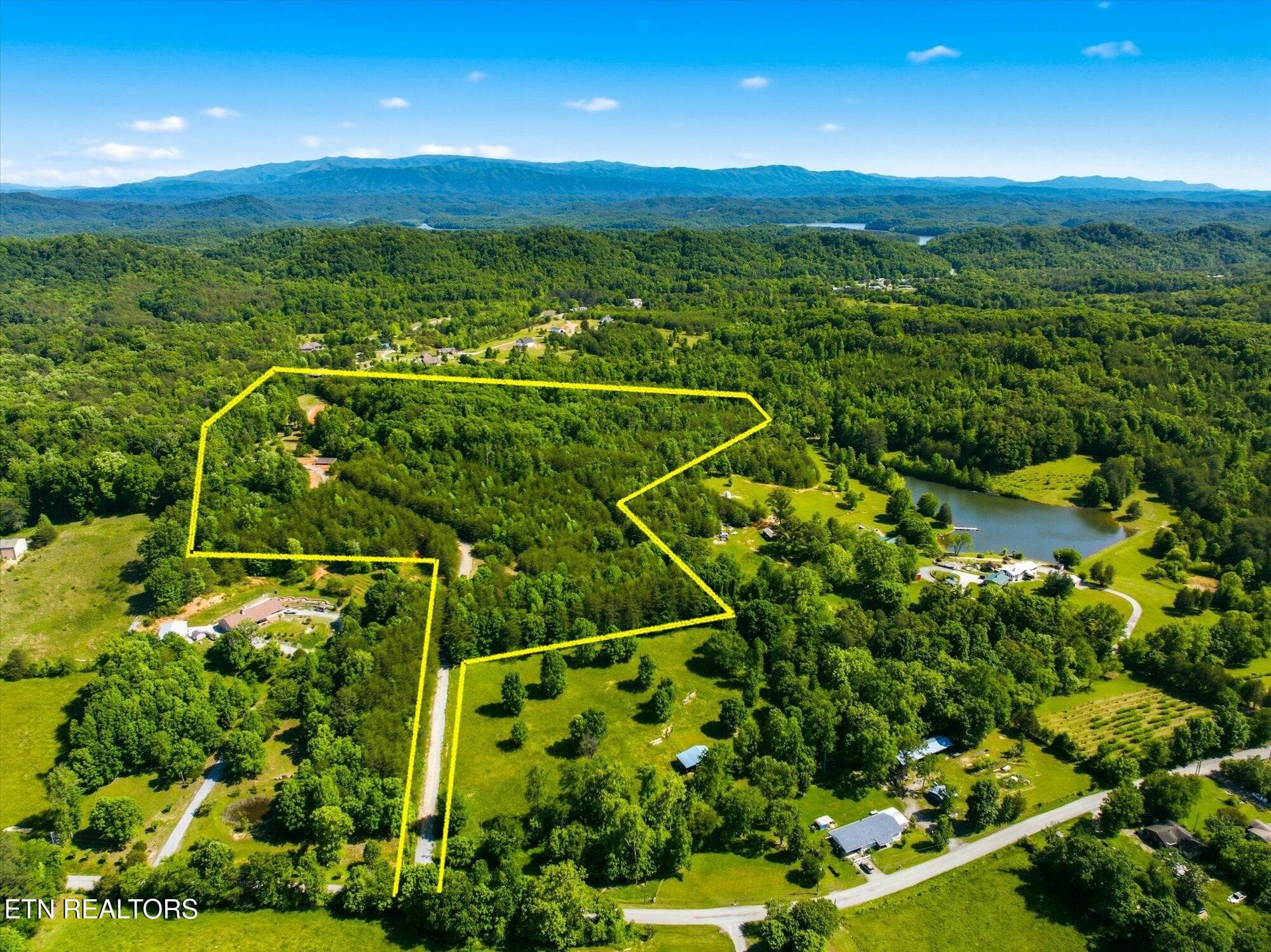 Property outline is for reference only - 7142 Tomotley Rd, Maryville, TN 37801