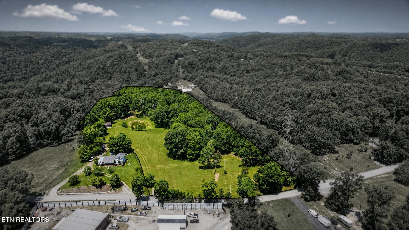 2 (1) - 1323 Bee Rock Rd, Monterey, TN 38574