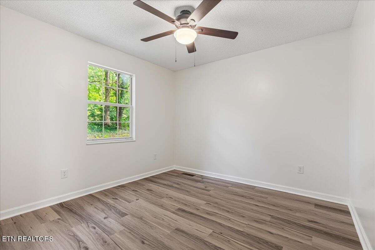 34 - 2613 Kenwood Drive, Athens, TN 37303
