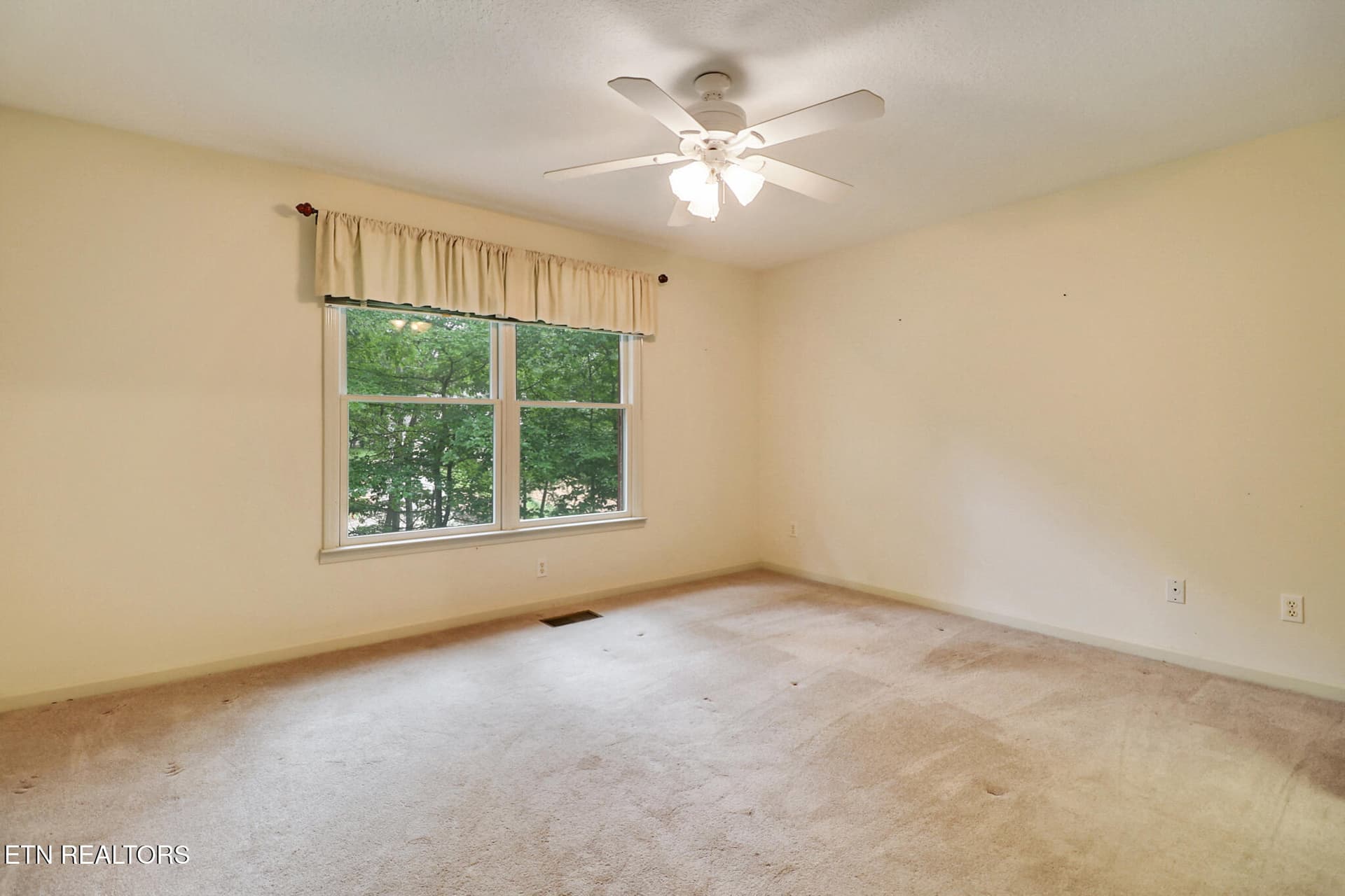 n44a2922-n44a2926 - 42 Havenridge Place, Crossville, TN 38558
