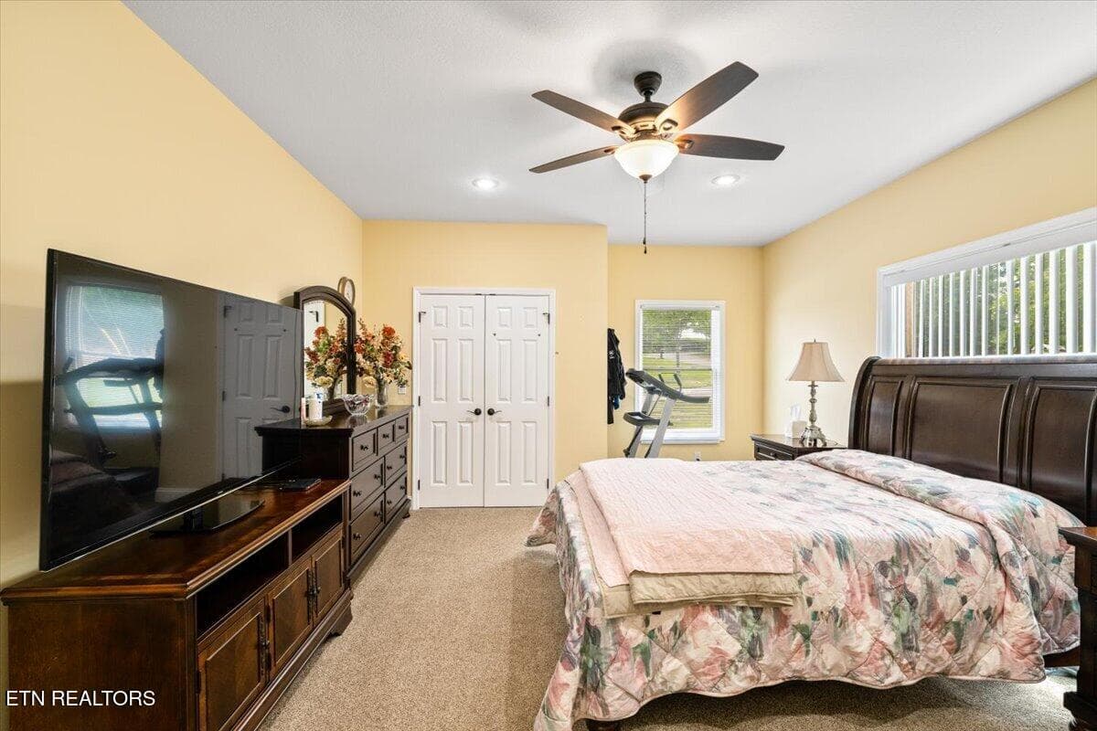 Guest Bed 1 From Door to Bathroom - 1380 E Norris Point Rd, LaFollette, TN 37766, LaFollette