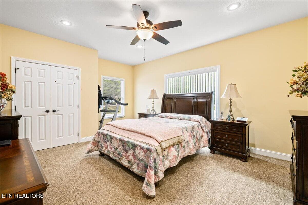 Guest Bed 1 - 1380 E Norris Point Rd, LaFollette, TN 37766, LaFollette