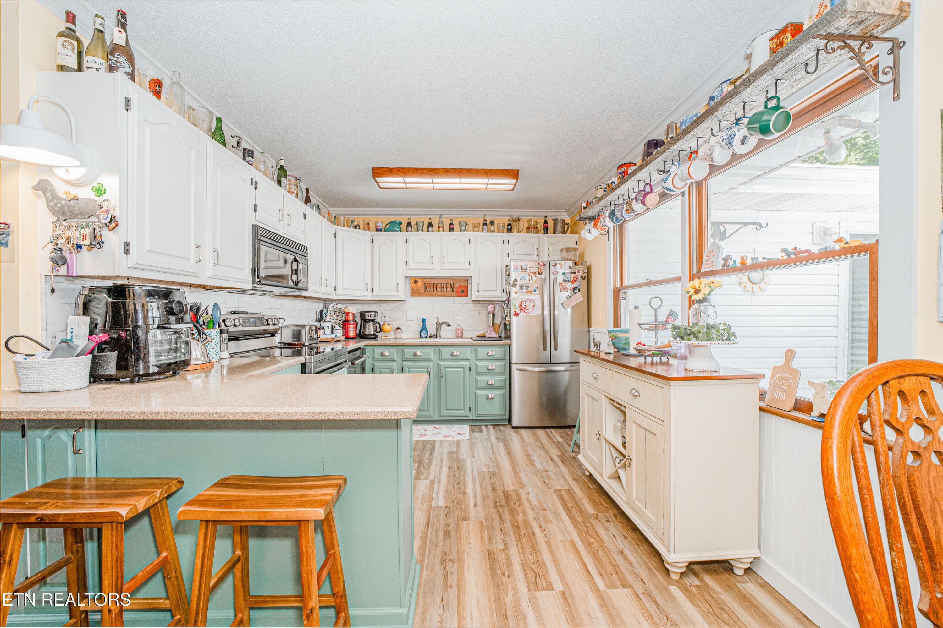 Kitchen - 5608 Sierra Rd, Knoxville, TN 37912, Knoxville