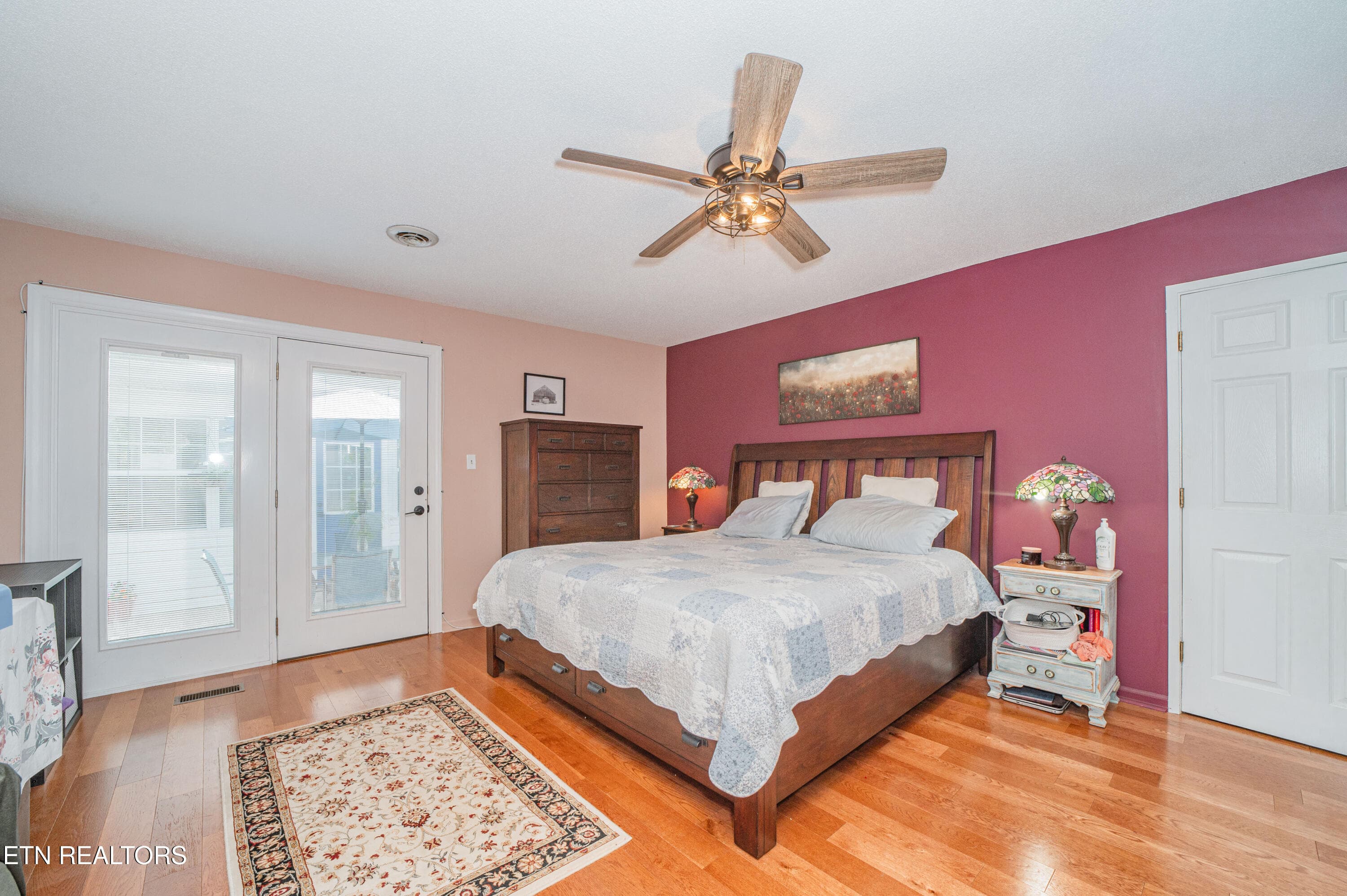 Primary bedroom - 5608 Sierra Rd, Knoxville, TN 37912, Knoxville