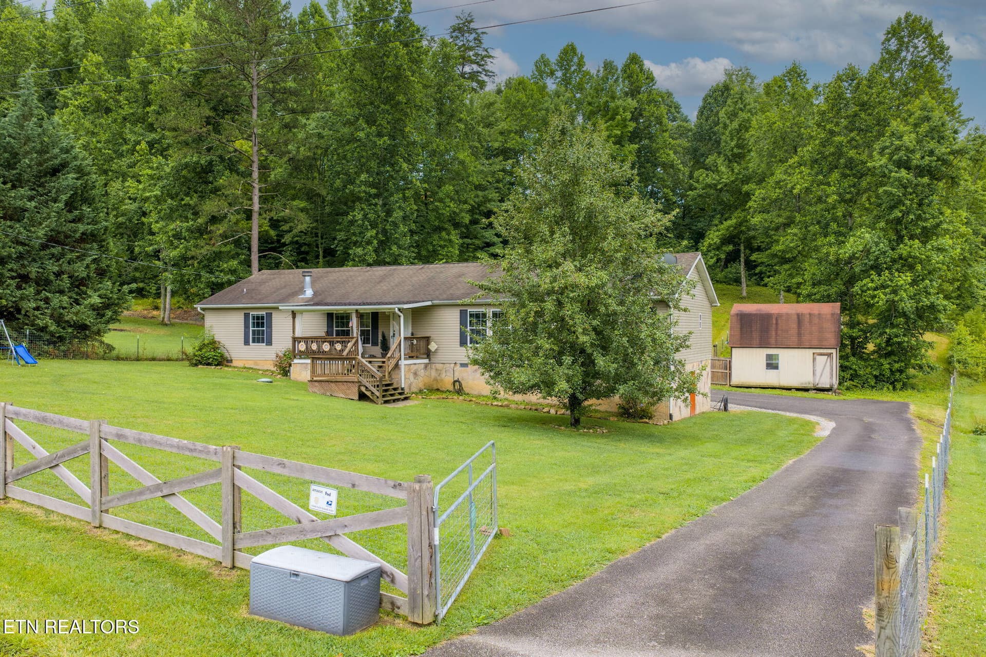 homesandvideos-1055 copy - 1921 Jerry Lynn Way, Seymour, TN 37865