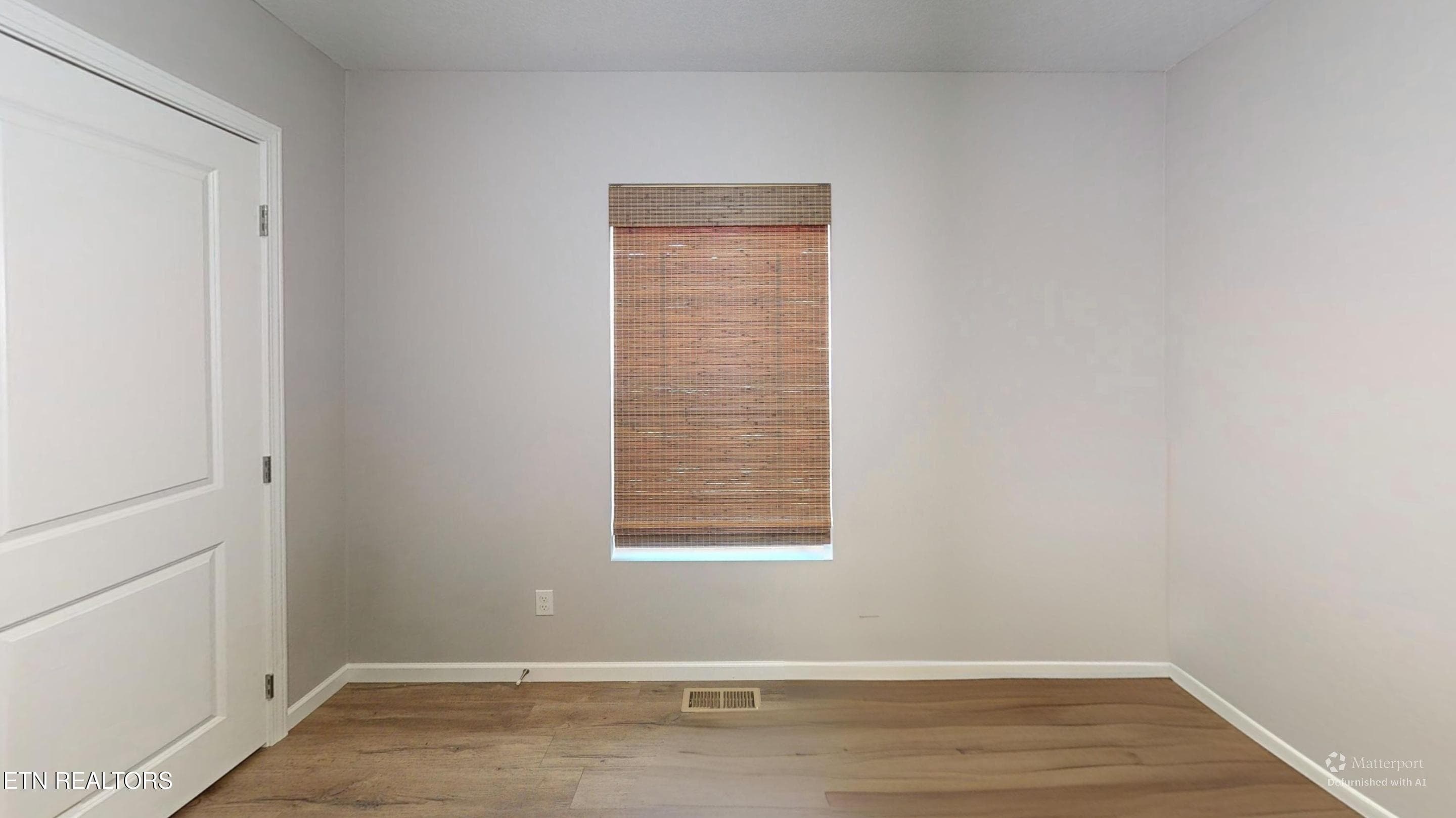 MIDLAKE-Bedroom-Defurnished - 524 Midlake Drive, Knoxville, TN 37918, Knoxville