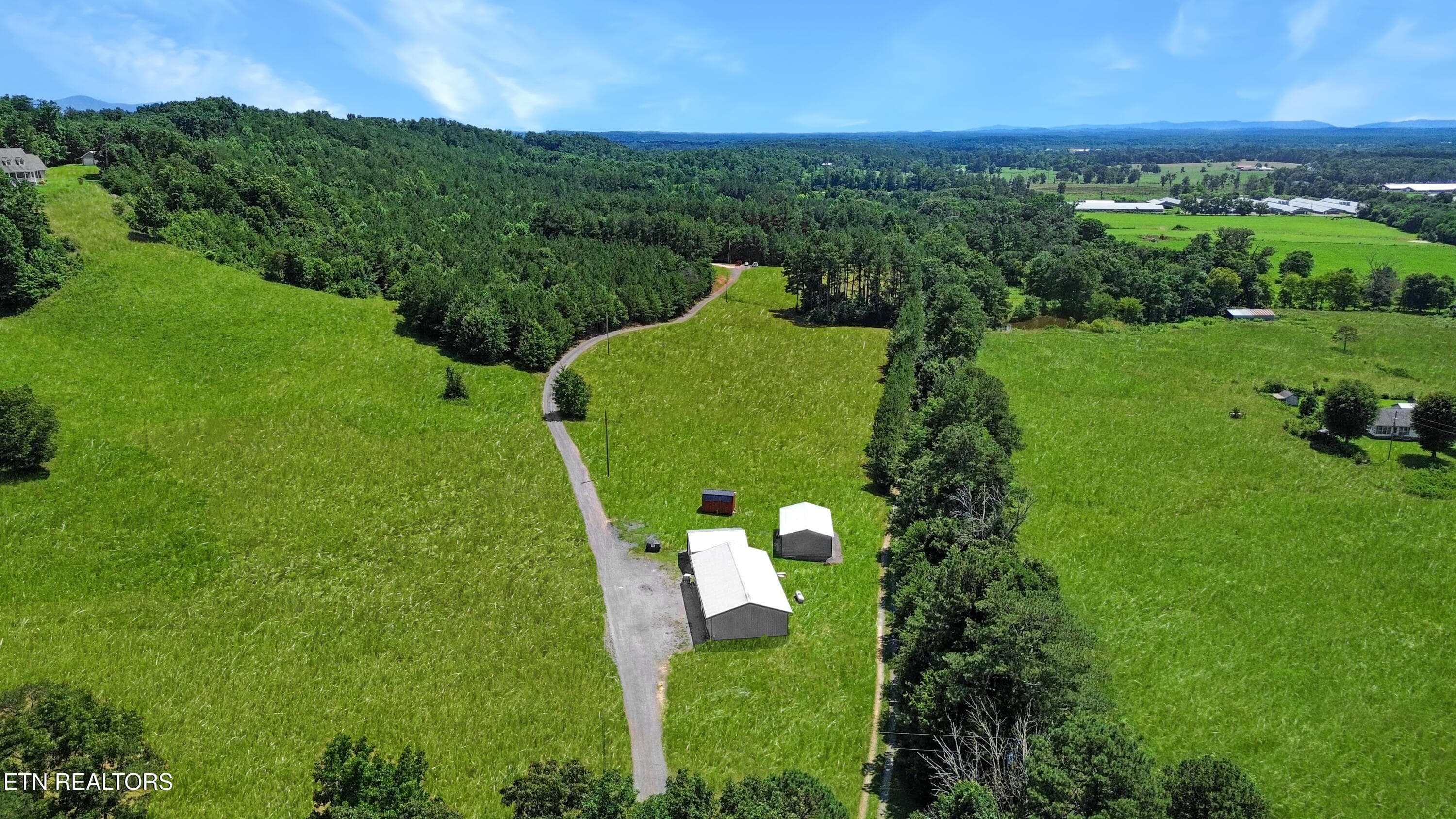 DJI_0633 - 320 SE Harris Rd, Old Fort, TN 37362