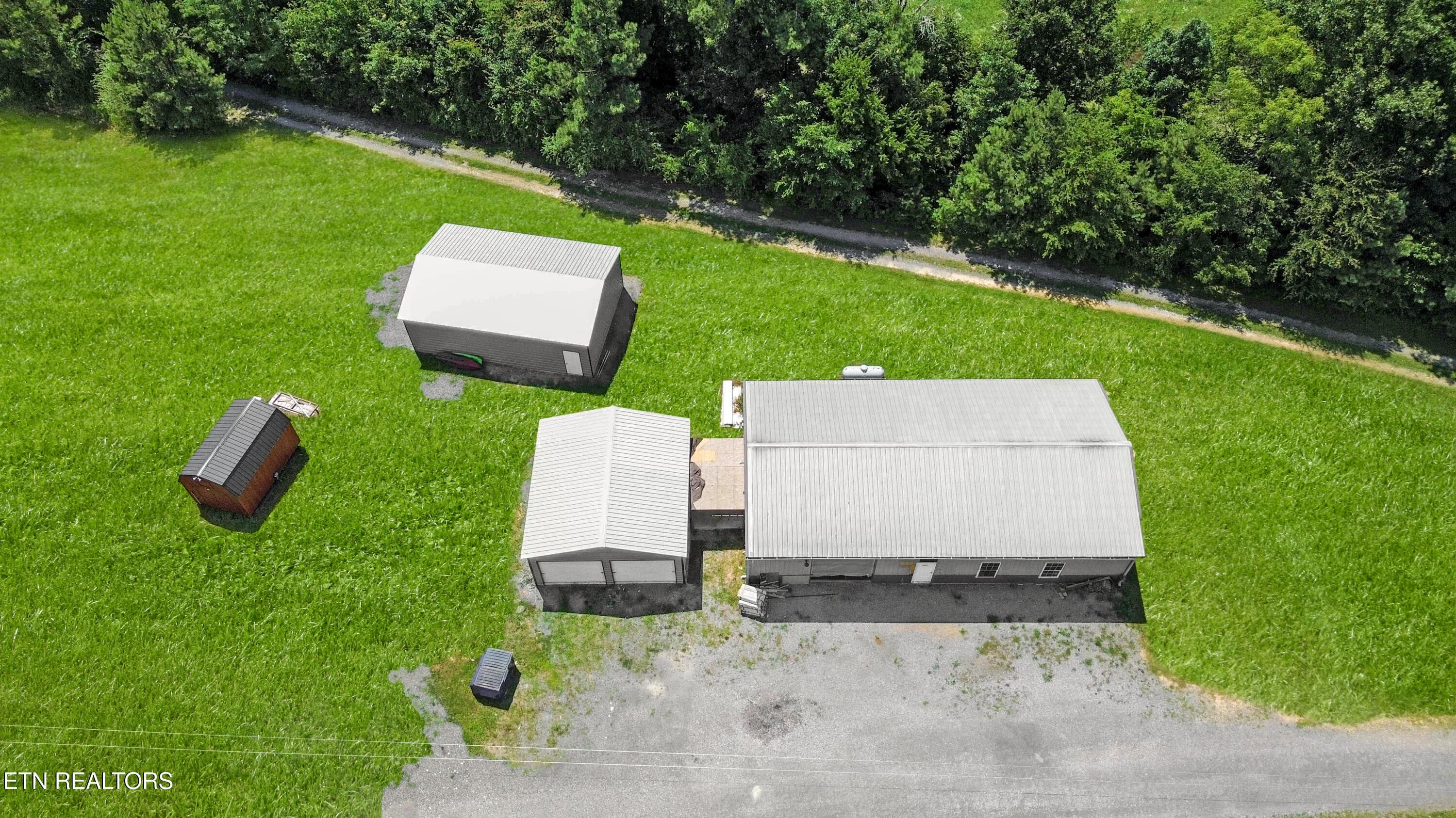 DJI_0637 - 320 SE Harris Rd, Old Fort, TN 37362