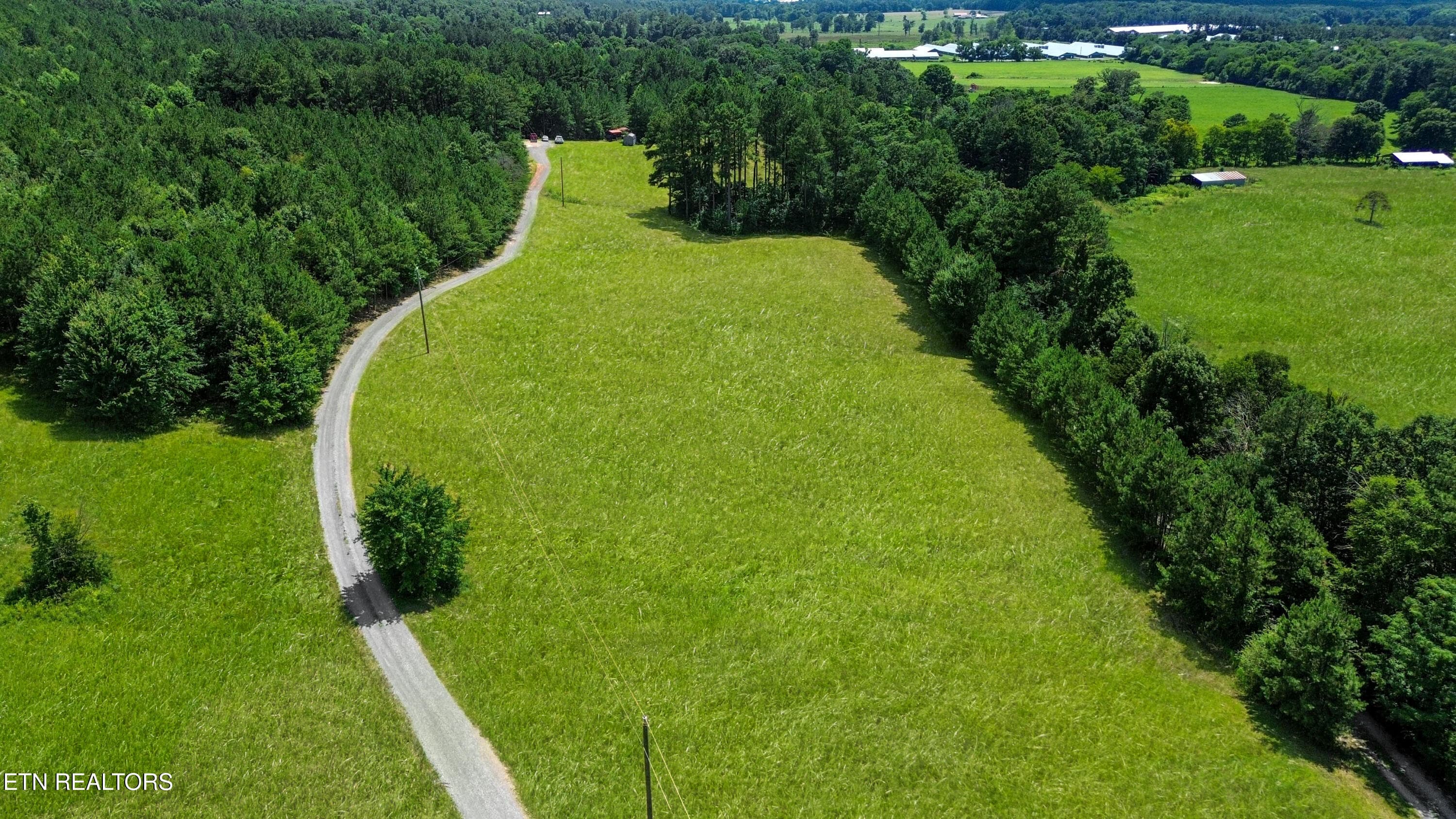 DJI_0638 - 320 SE Harris Rd, Old Fort, TN 37362