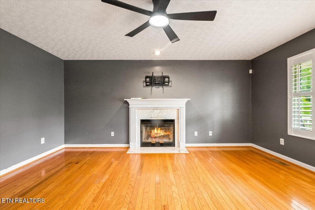 13-153 Autumn Dr - 153 Autumn Drive, Clinton, TN 37716