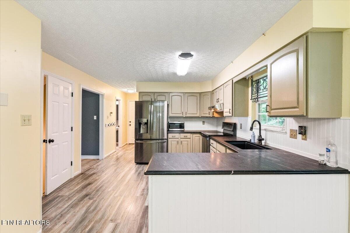 18-153 Autumn Dr - 153 Autumn Drive, Clinton, TN 37716