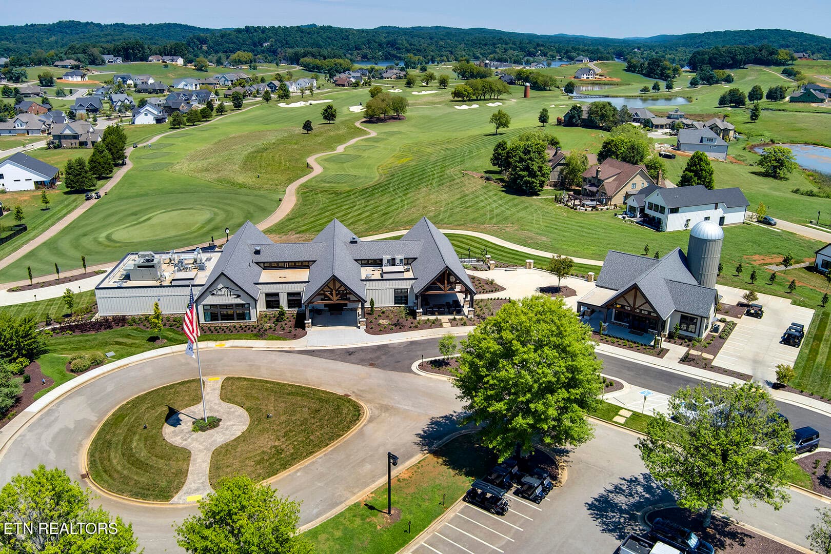 26_TN-Nat_ClubhouseFront_02 - 326 Flip Flop Way, Loudon, TN 37774