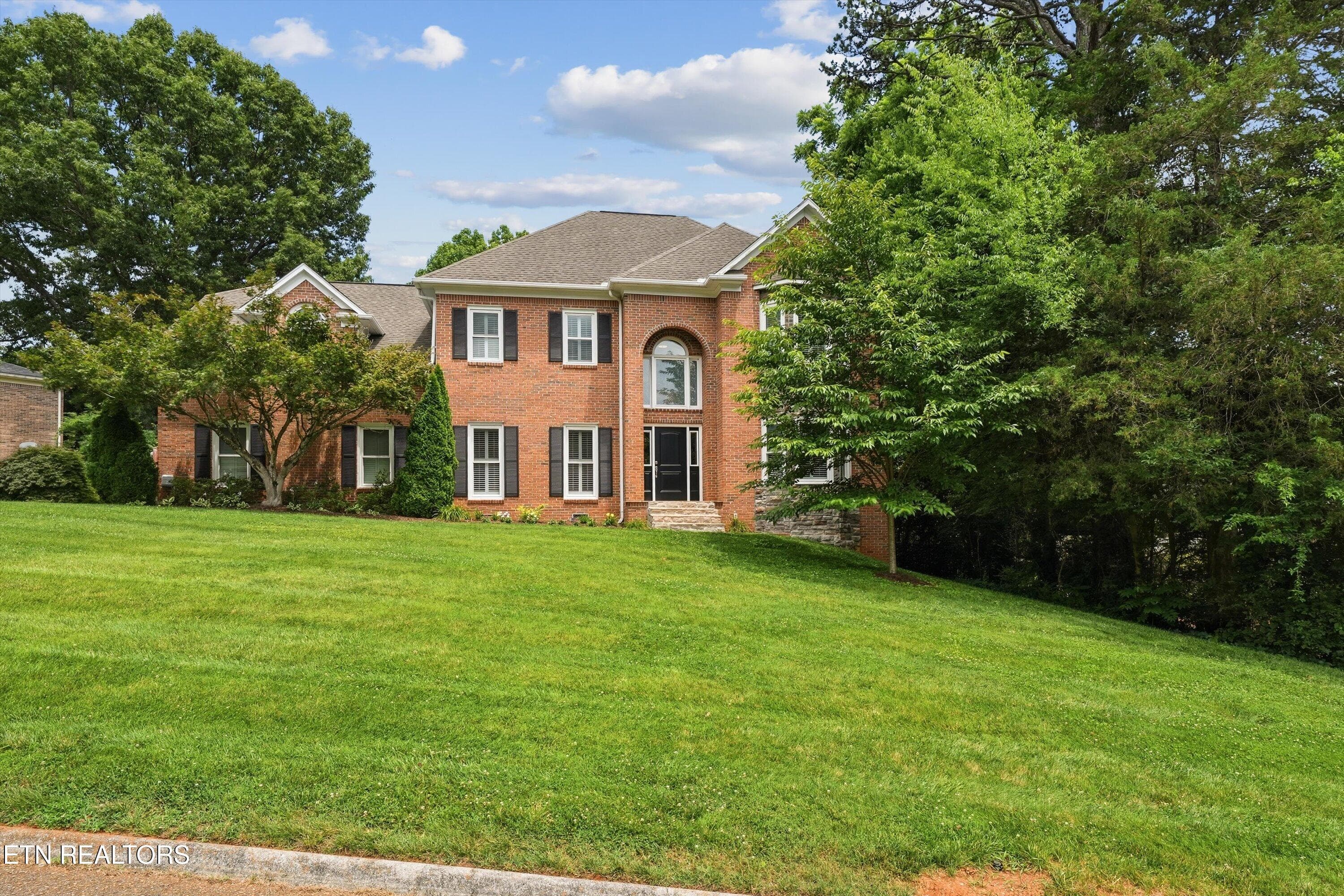 404 Doublehead Lane, Knoxville, TN 37909