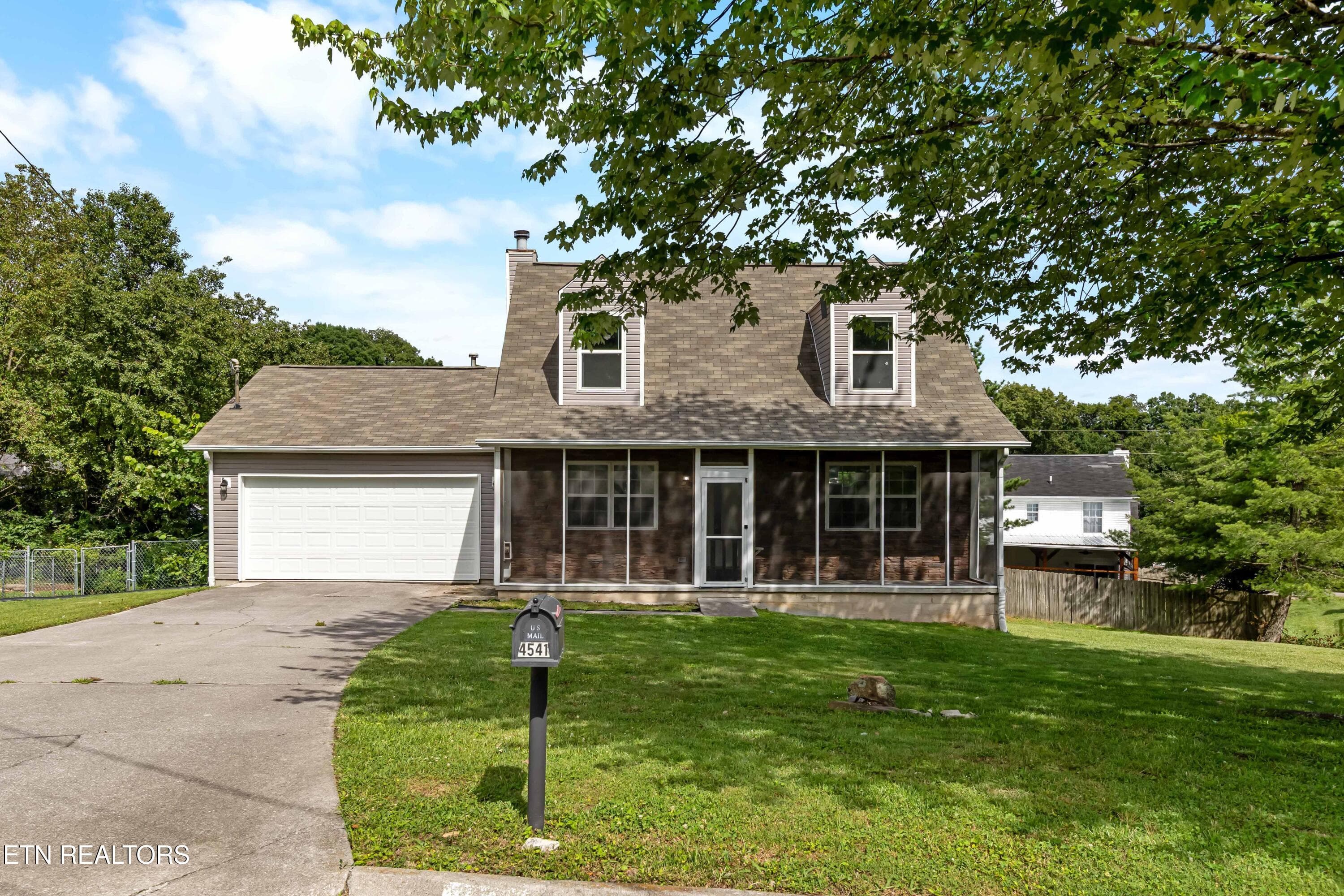 Front view of Property - 4541 Kinlock Lane, Knoxville, TN 37921, Knoxville
