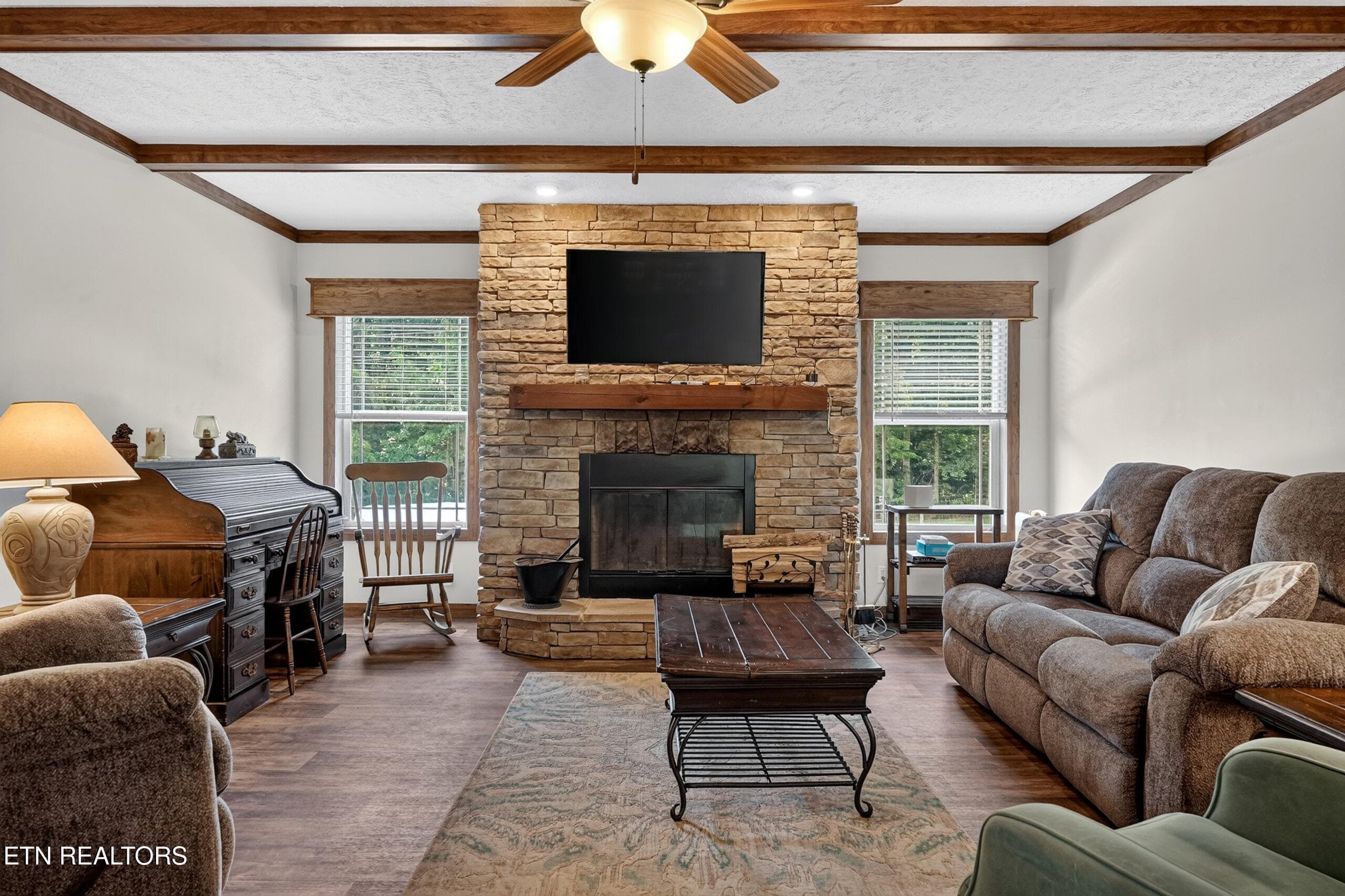 295 Narrow Way, Crossville, TN 38572