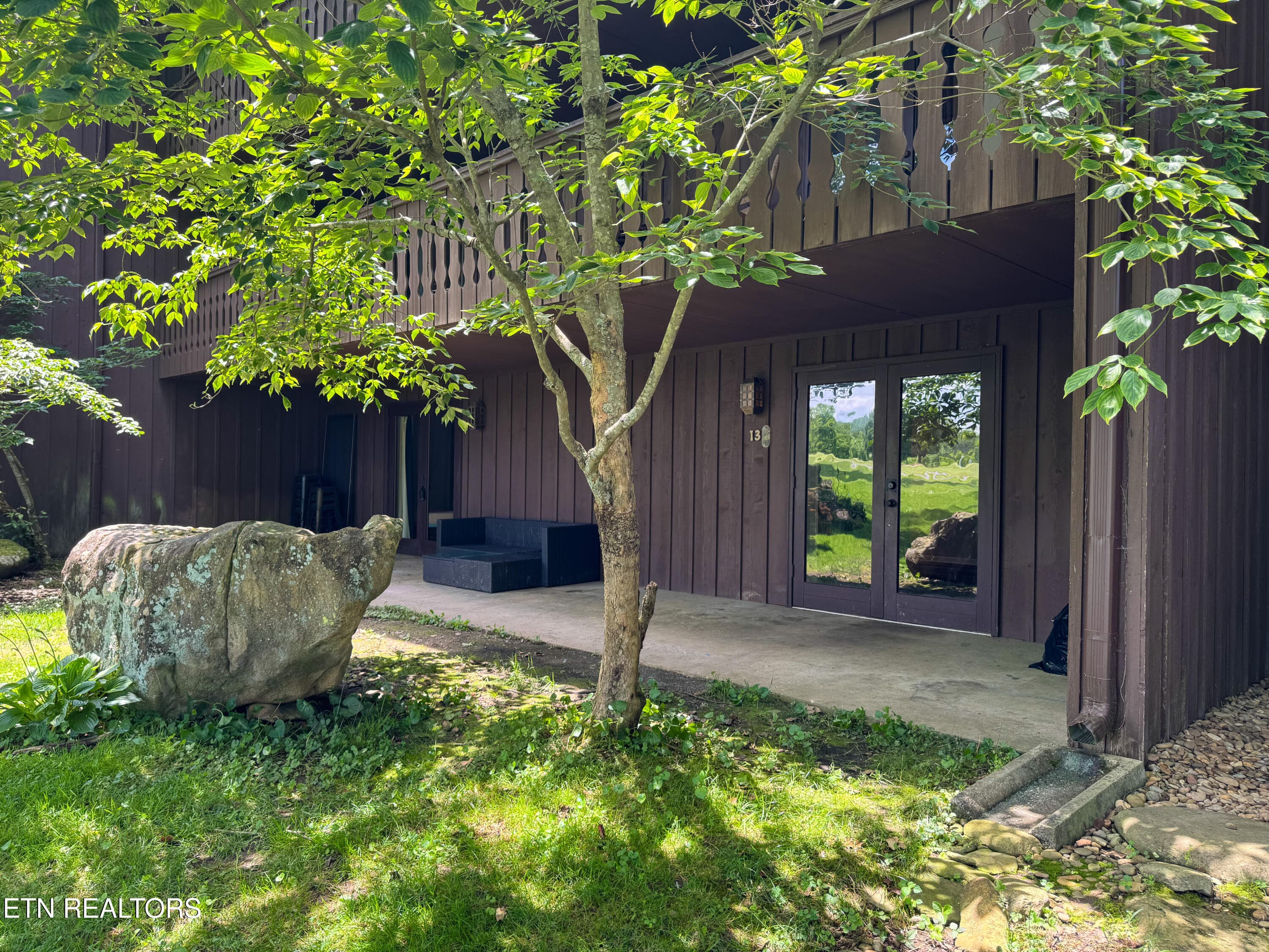 Laydown-47 - 3815 E Parkway Pkwy APT 13, Gatlinburg, TN 37738, Gatlinburg
