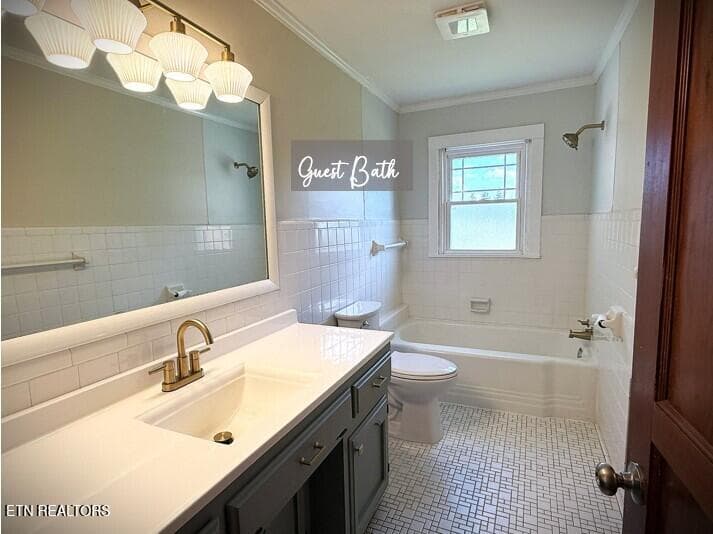 guest bath - 710 Rickman Rd, Livingston, TN 38570, Livingston