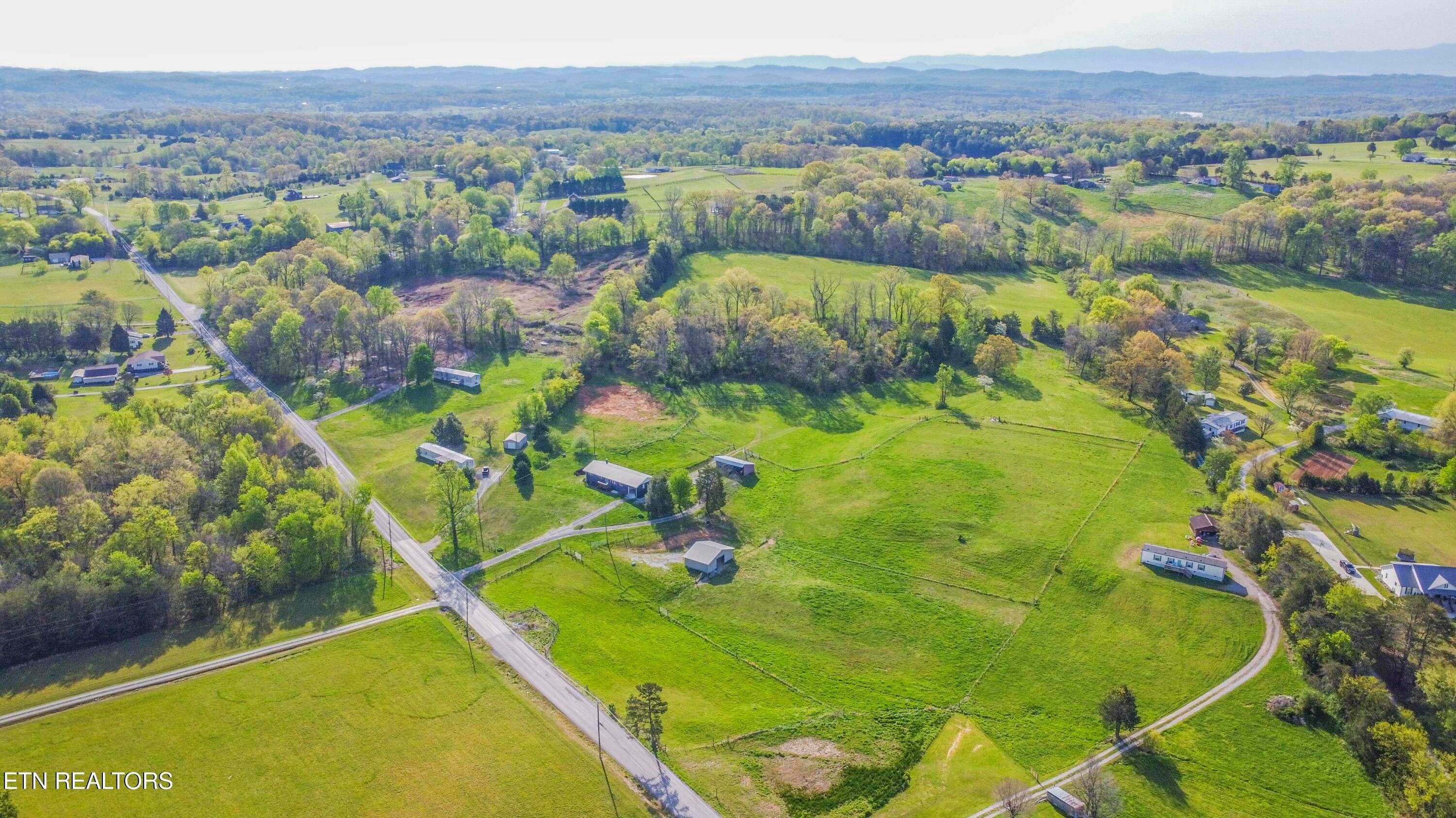 drone 33_1 - 11 Acres Richland Rd, Mascot, TN 37806