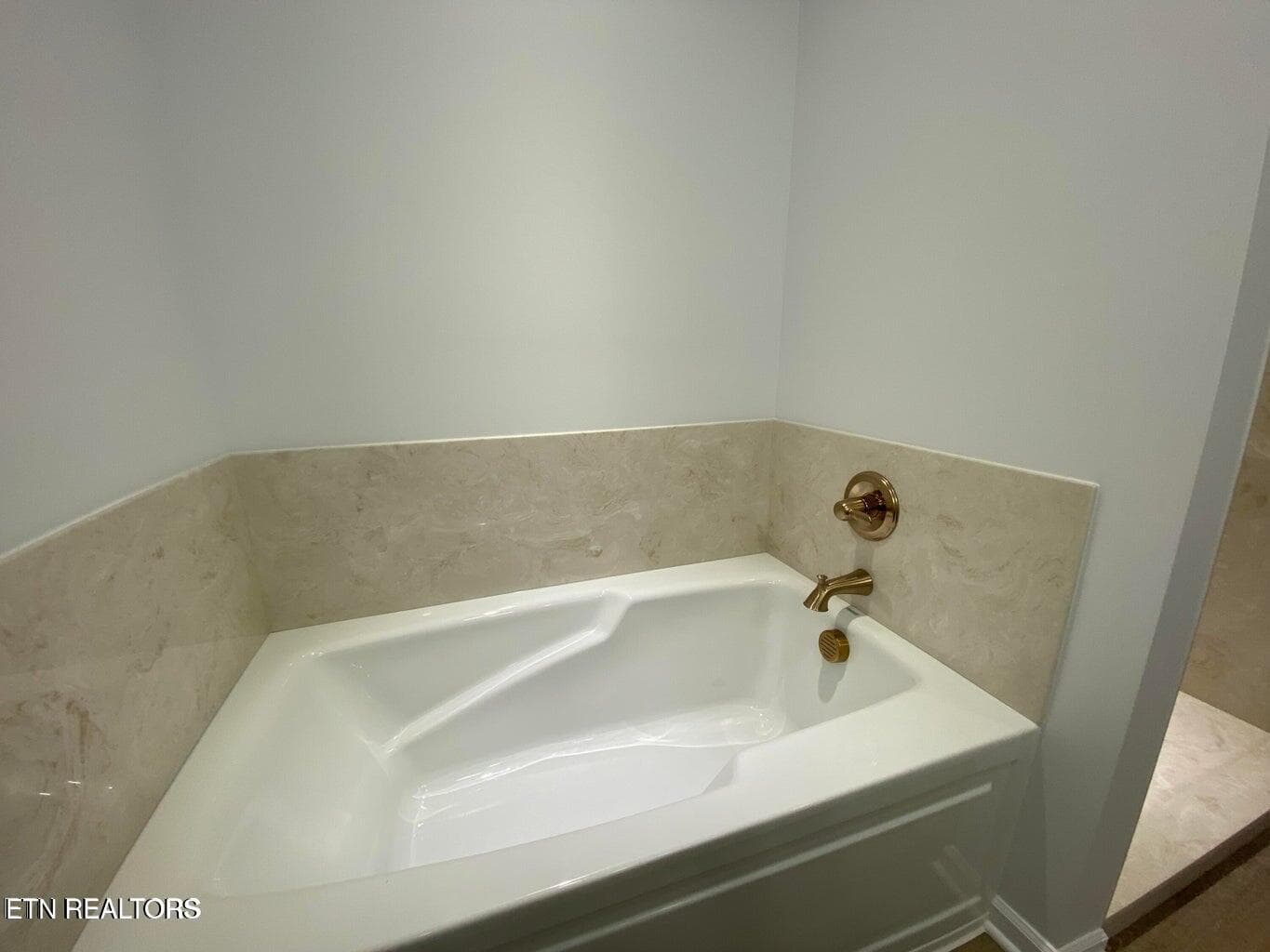 20250726193611238585000000-o - 3455 Sparks Scenic Way, Knoxville, TN 37931