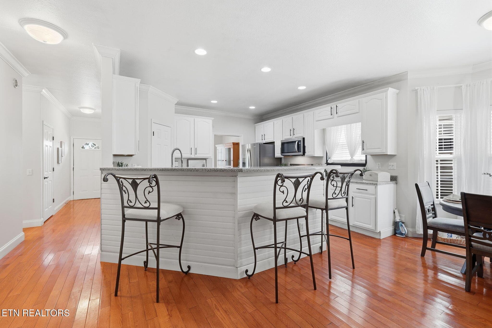 19-web-or-mls-3F1A9801 - 315 Willowcreek Blvd, Sweetwater, TN 37874