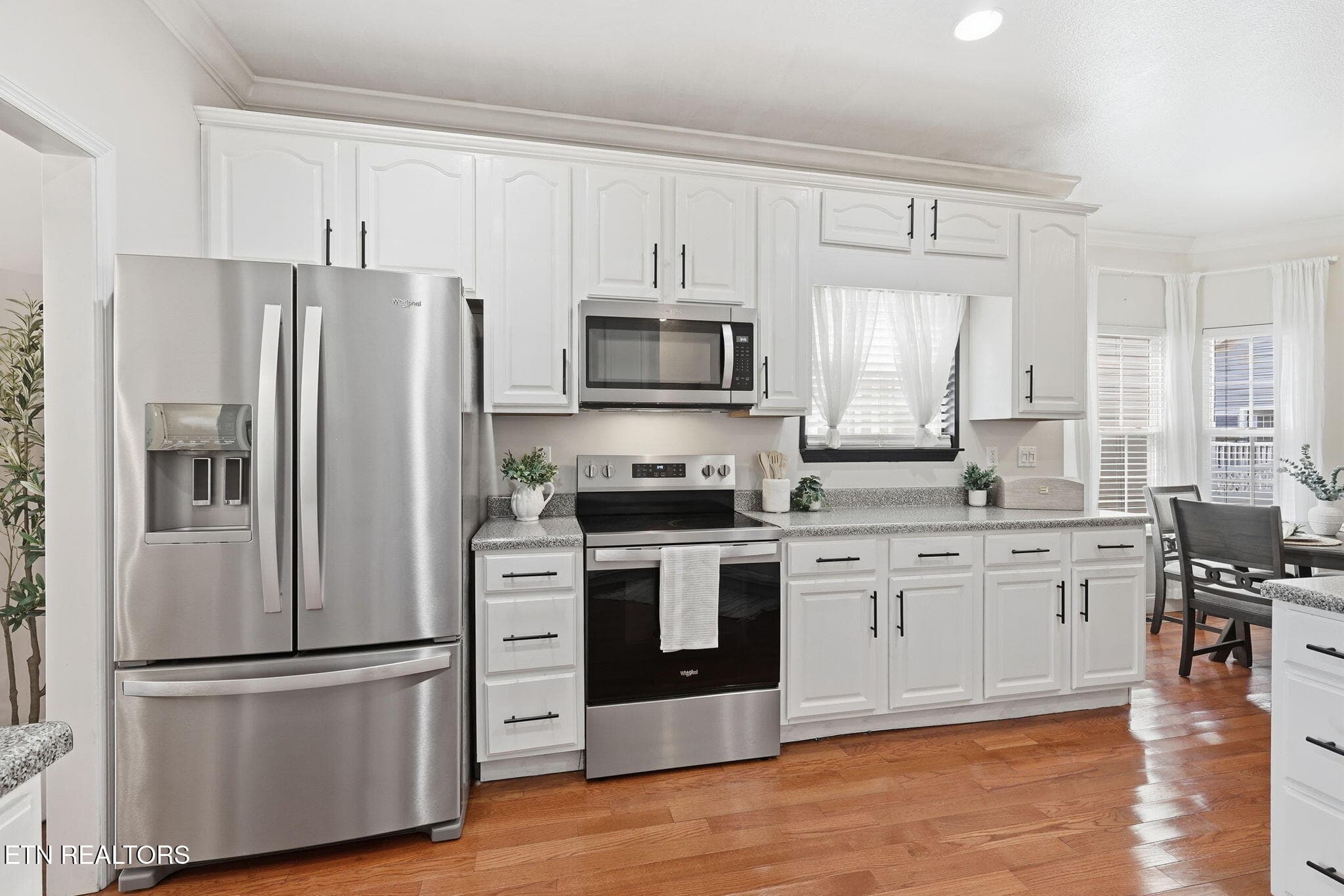 25-web-or-mls-3F1A9816 - 315 Willowcreek Blvd, Sweetwater, TN 37874