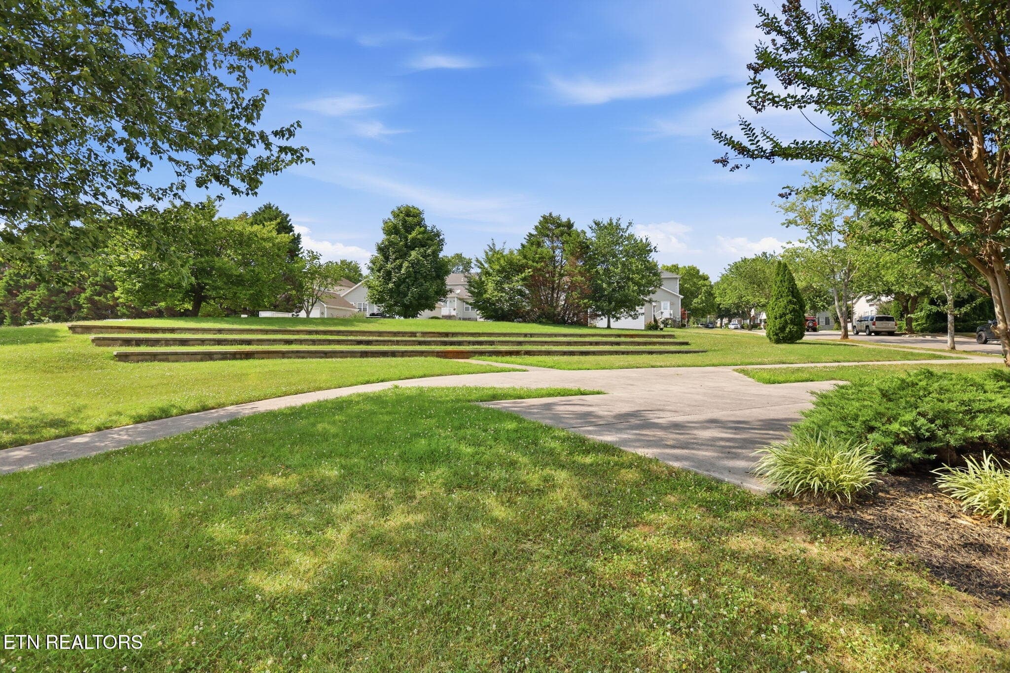 49-web-or-mls-3F1A9941 - 315 Willowcreek Blvd, Sweetwater, TN 37874