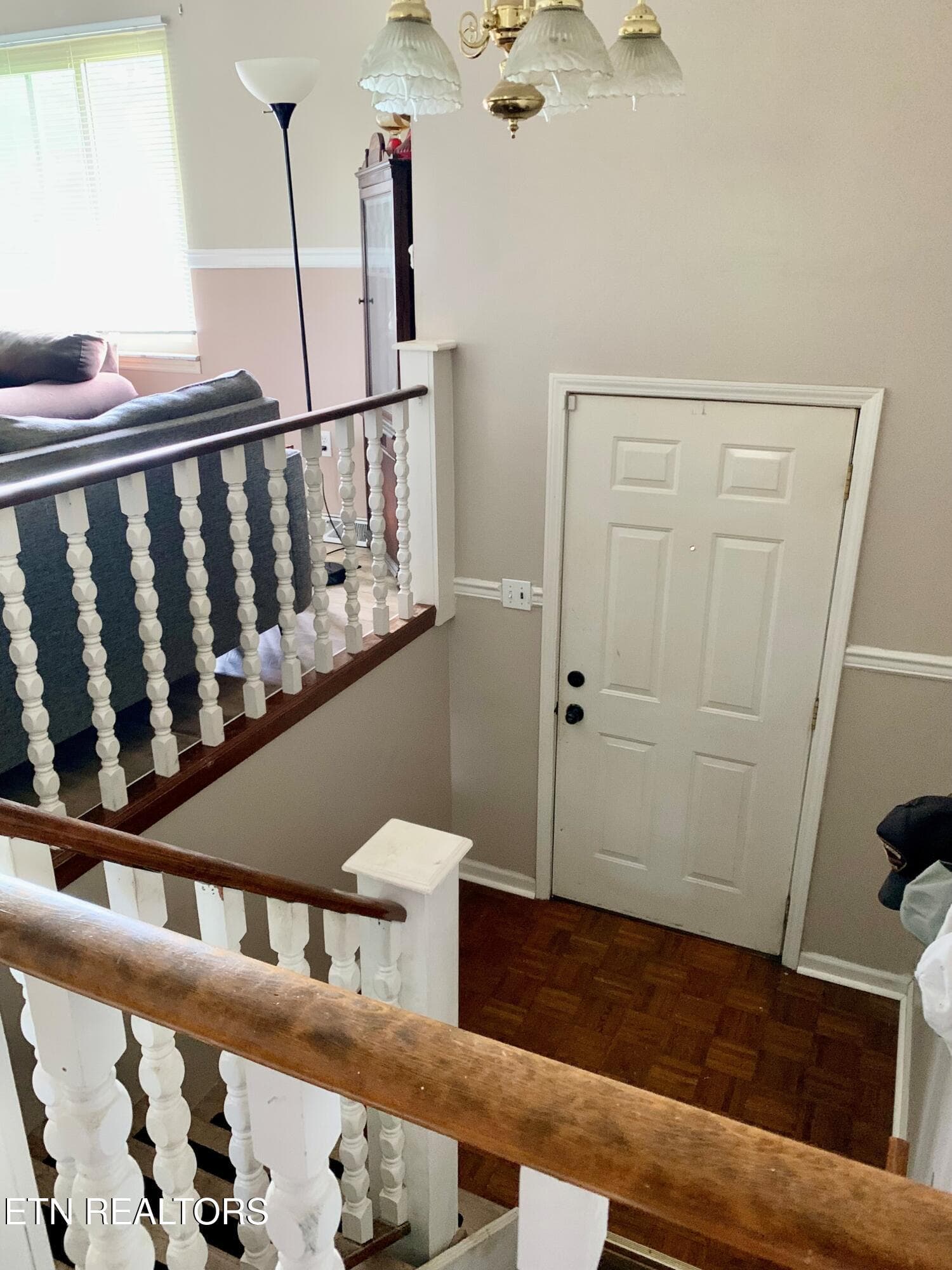 Foyer - 309 Allison St, New Tazewell, TN 37825