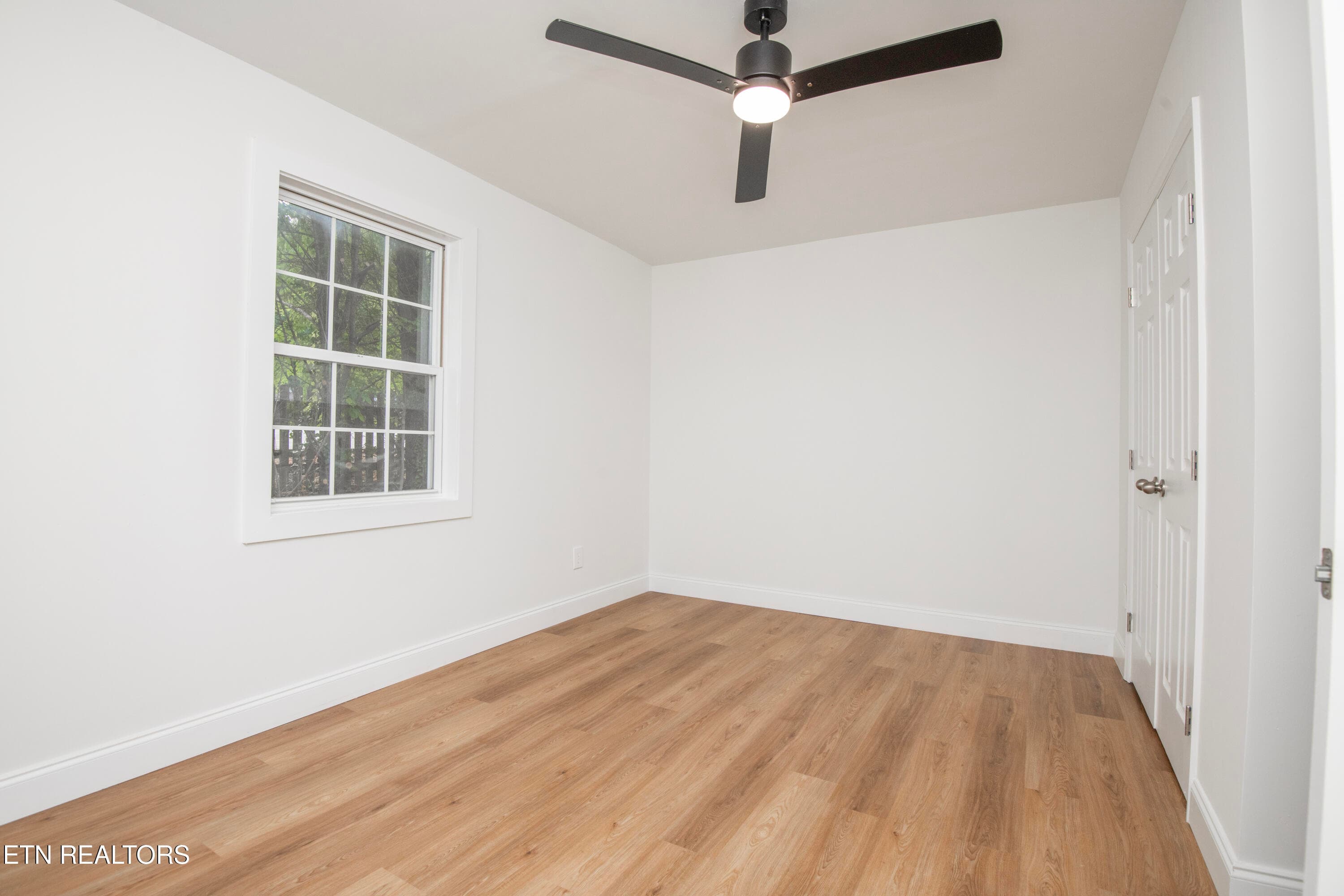 Third Bed - 4730 Rochat Rd, Knoxville, TN 37918