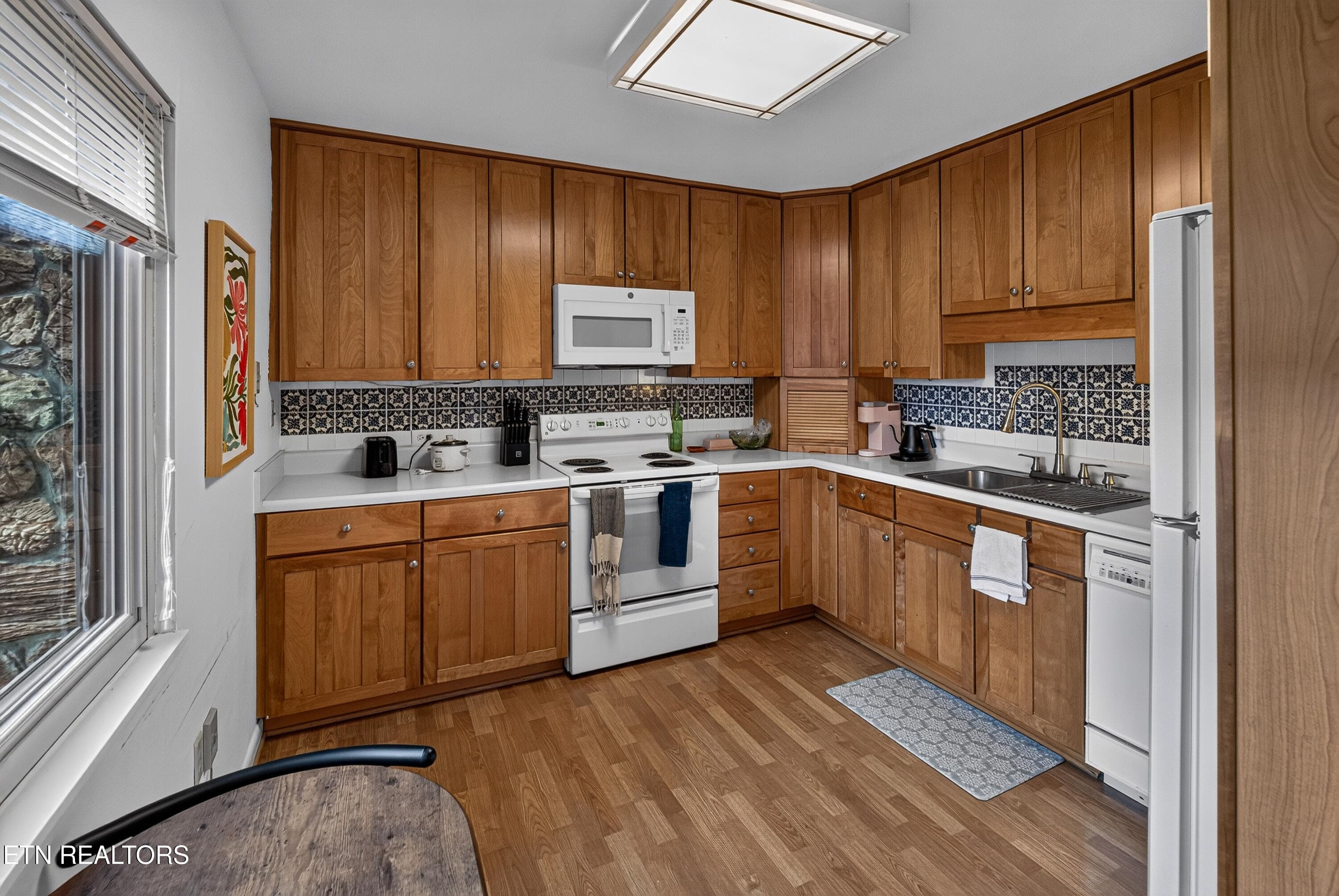 L40A0198 - 1976 Cherokee Bluff Drive, Knoxville, TN 37920, Knoxville