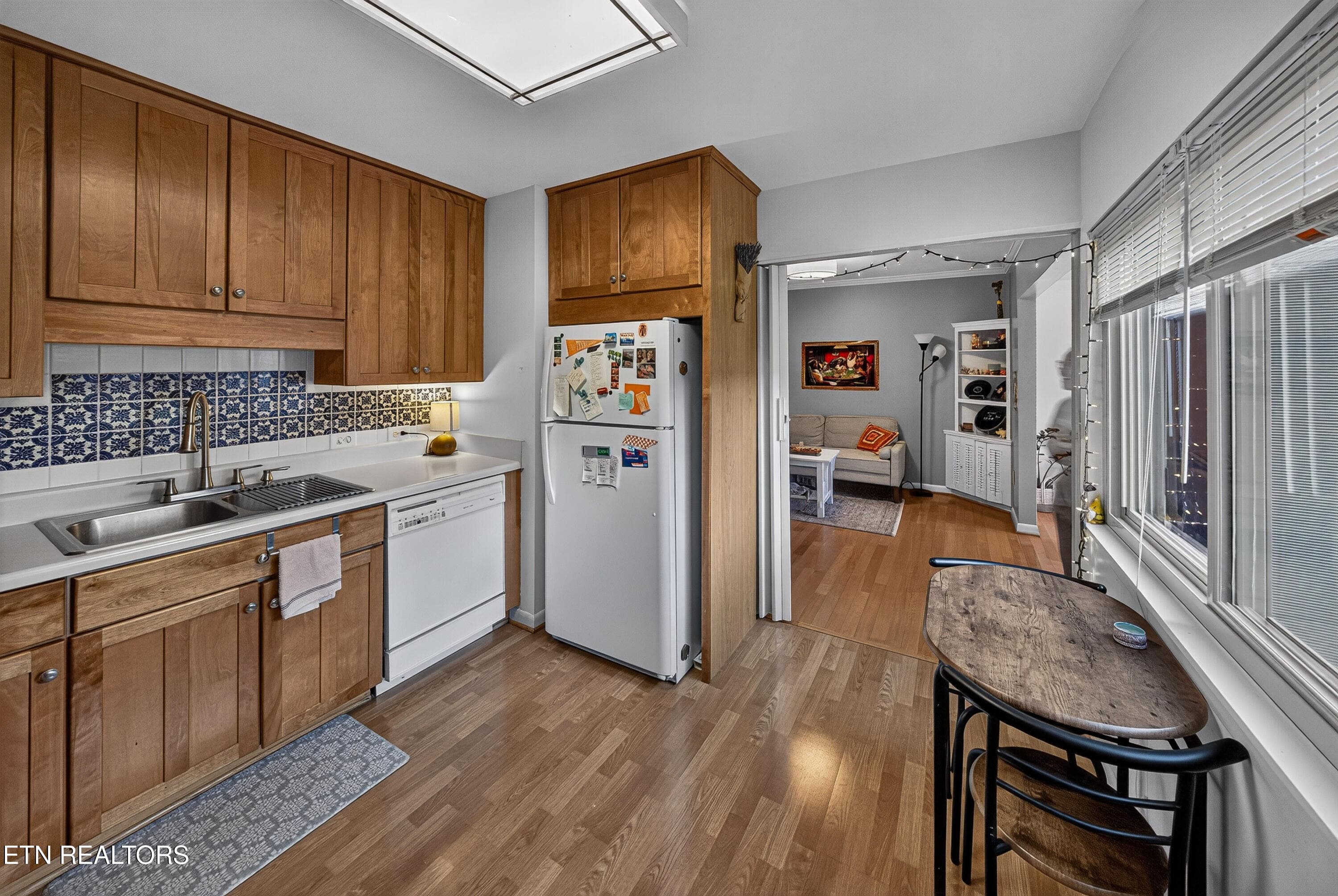 L40A0204 - 1976 Cherokee Bluff Drive, Knoxville, TN 37920, Knoxville