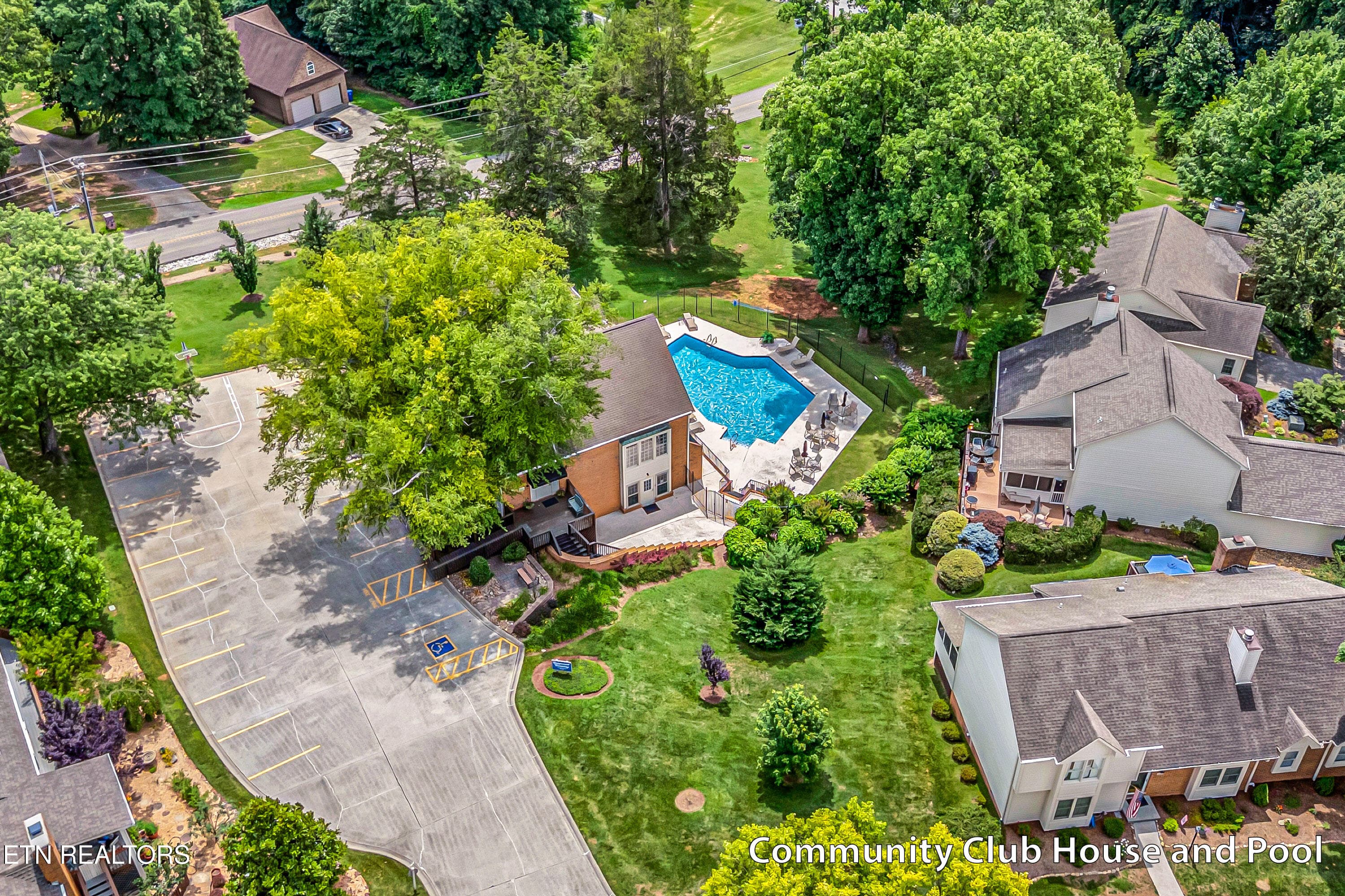 11-Pool A2 - 905 Glennshire Drive, Knoxville, TN 37923, Knoxville
