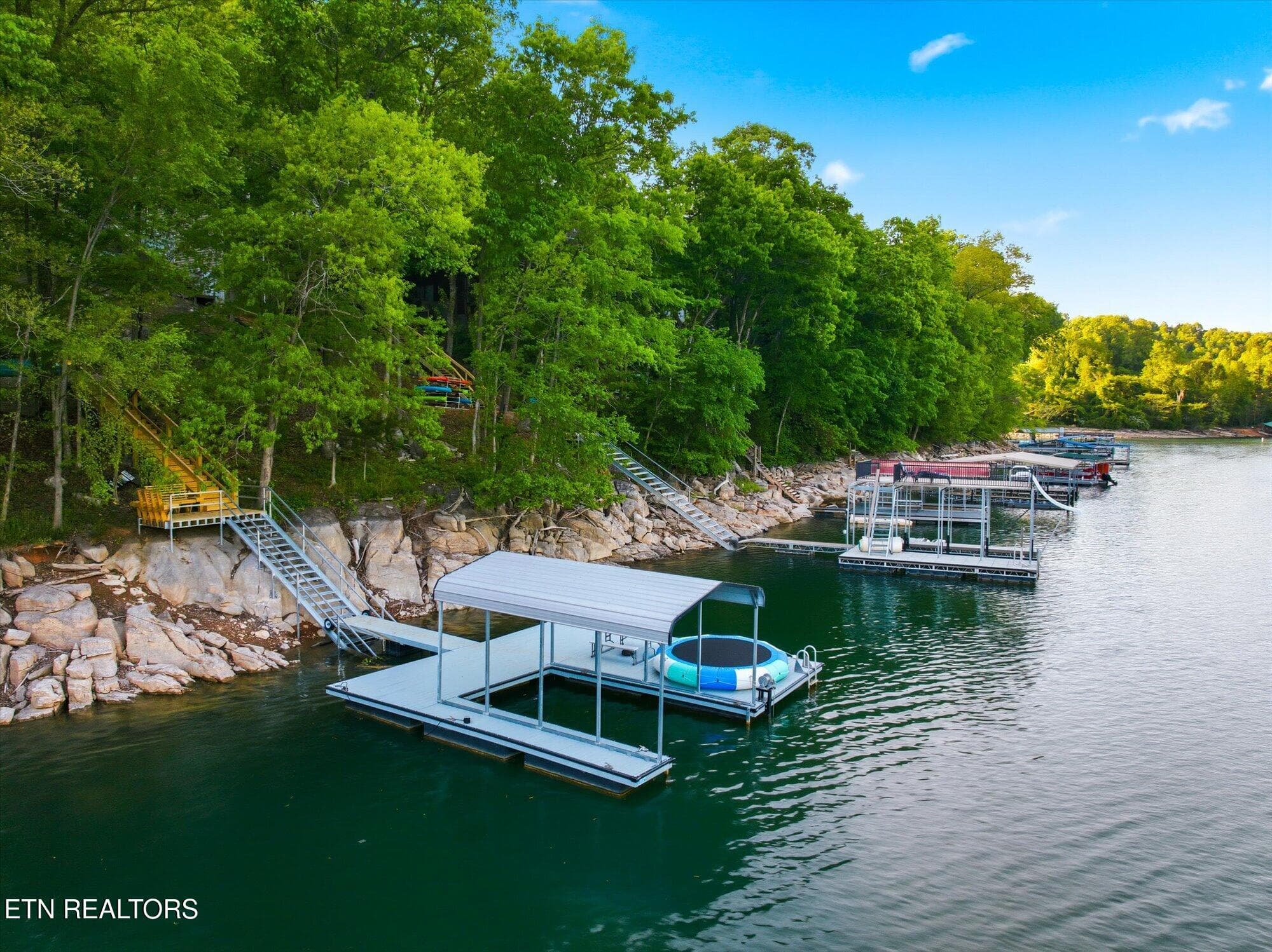 new metal stairs for easy dock access - 123 Flat Lake Circle, Speedwell, TN 37870, Speedwell