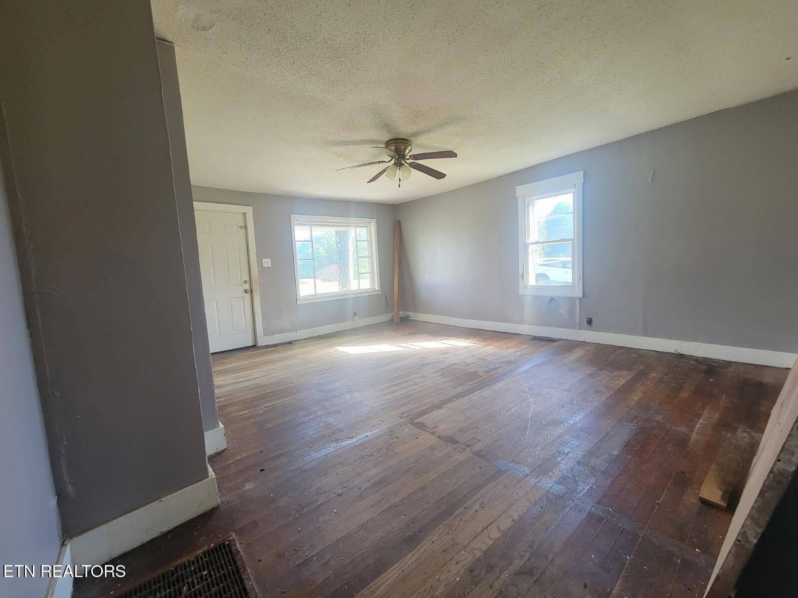 3 - 942 Mount View Rd, Robbins, TN 37852