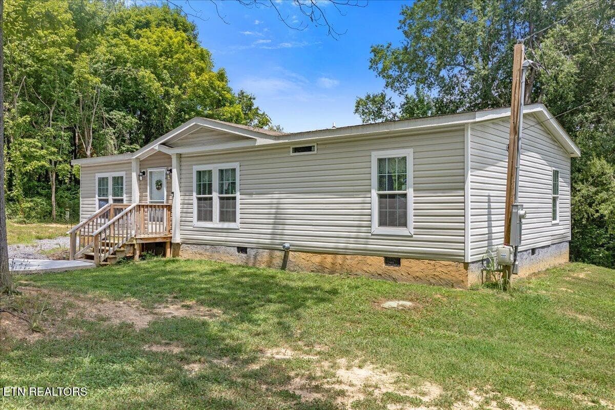 22-701 Alabama Ave-21 - 107 Alabama Ave, Etowah, TN 37331